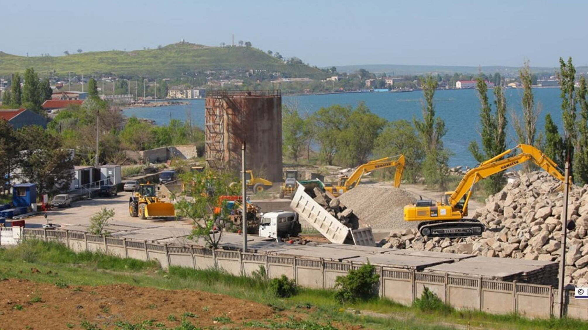 Відселені жителі Керчі постраждали через будівництво моста