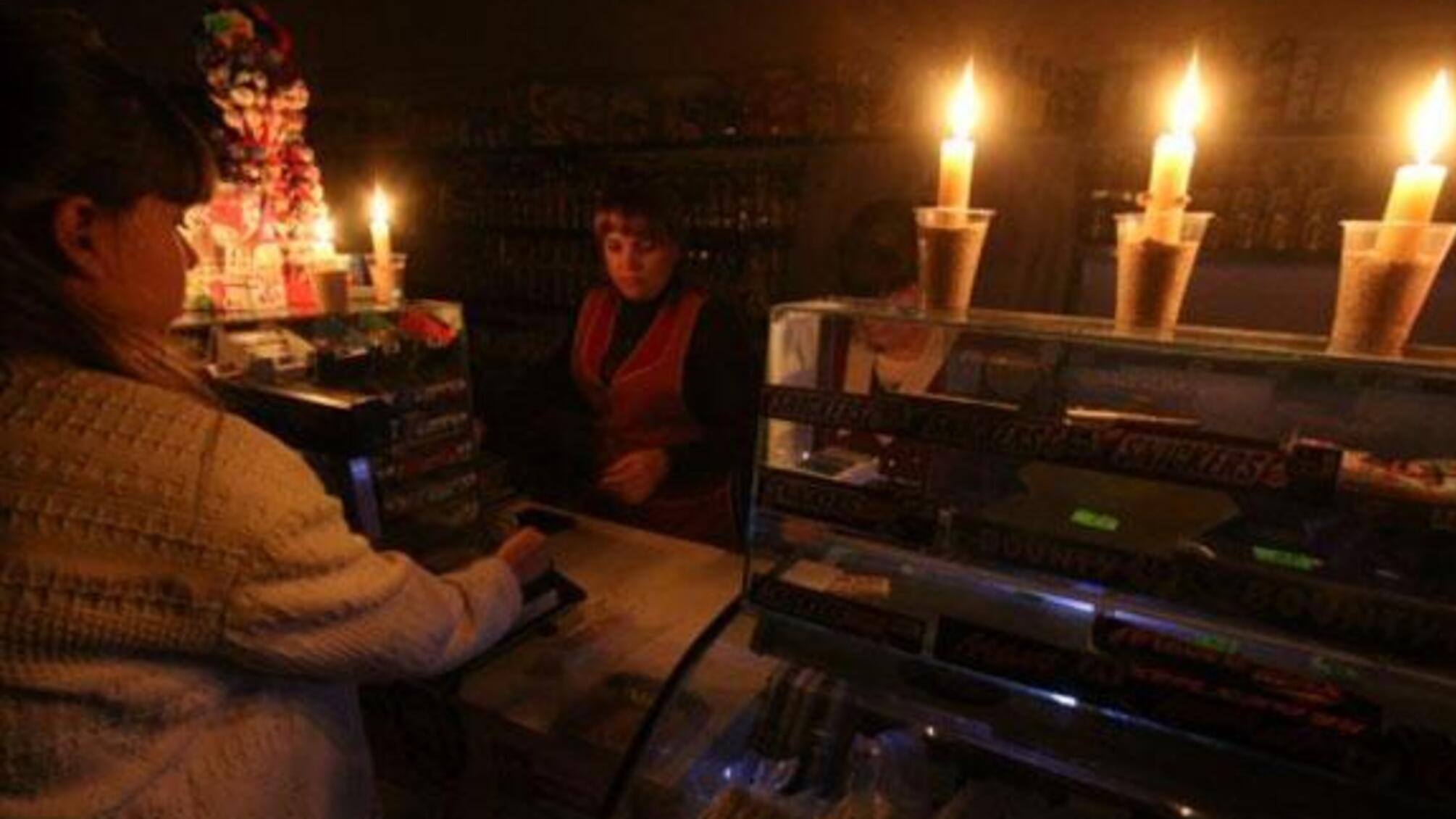 Найбільші міста анексованого Криму відключили від електрики