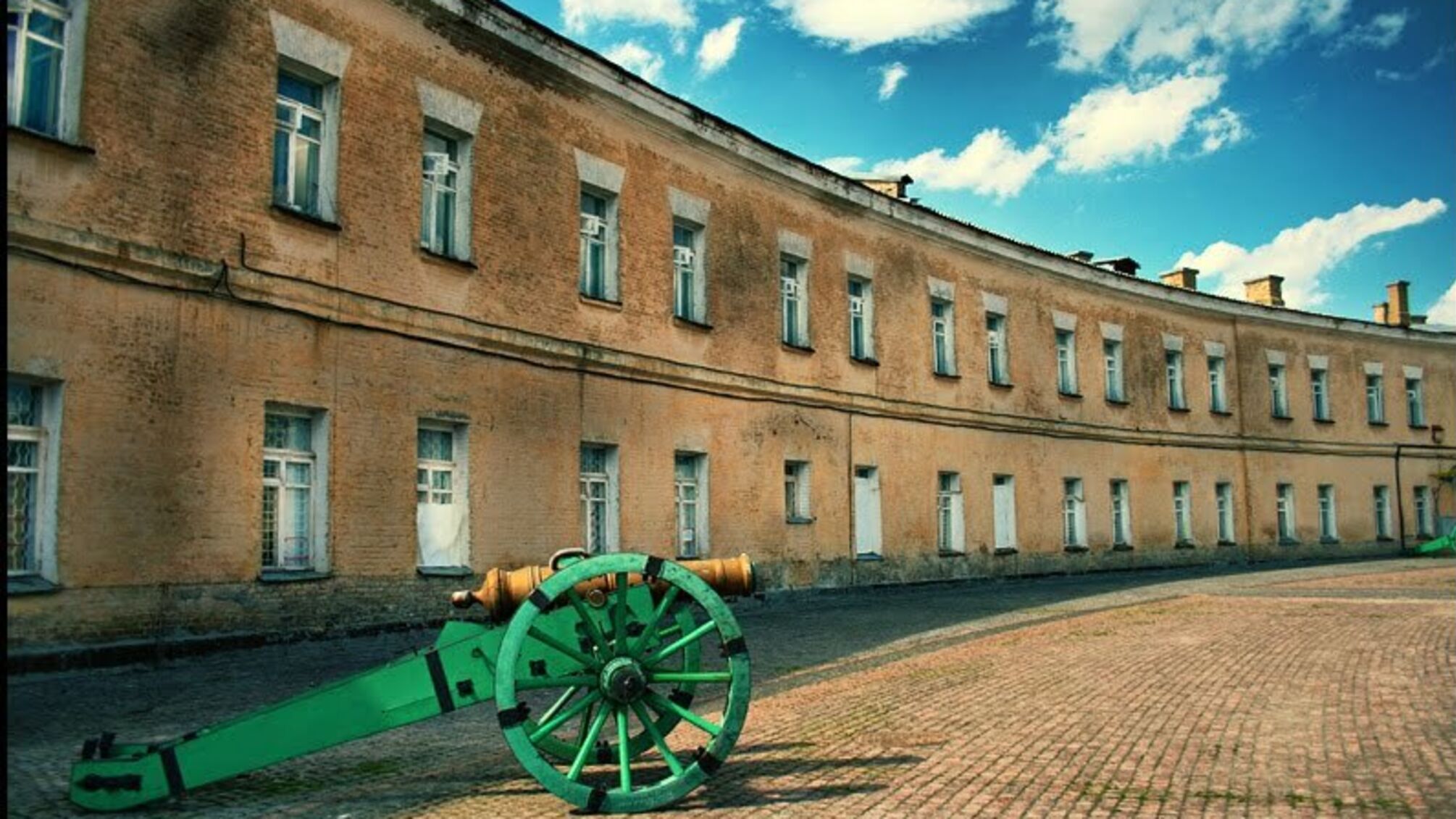 'СтопКор' закликав скандального нардепа звільнити приміщення в історико-архітектурній пам'ятці 'Київська фортеця'
