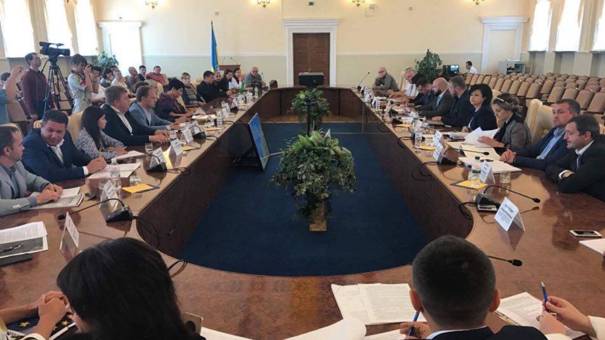 У Мінрегіонбуді взялись за незаконні забудови у Києві