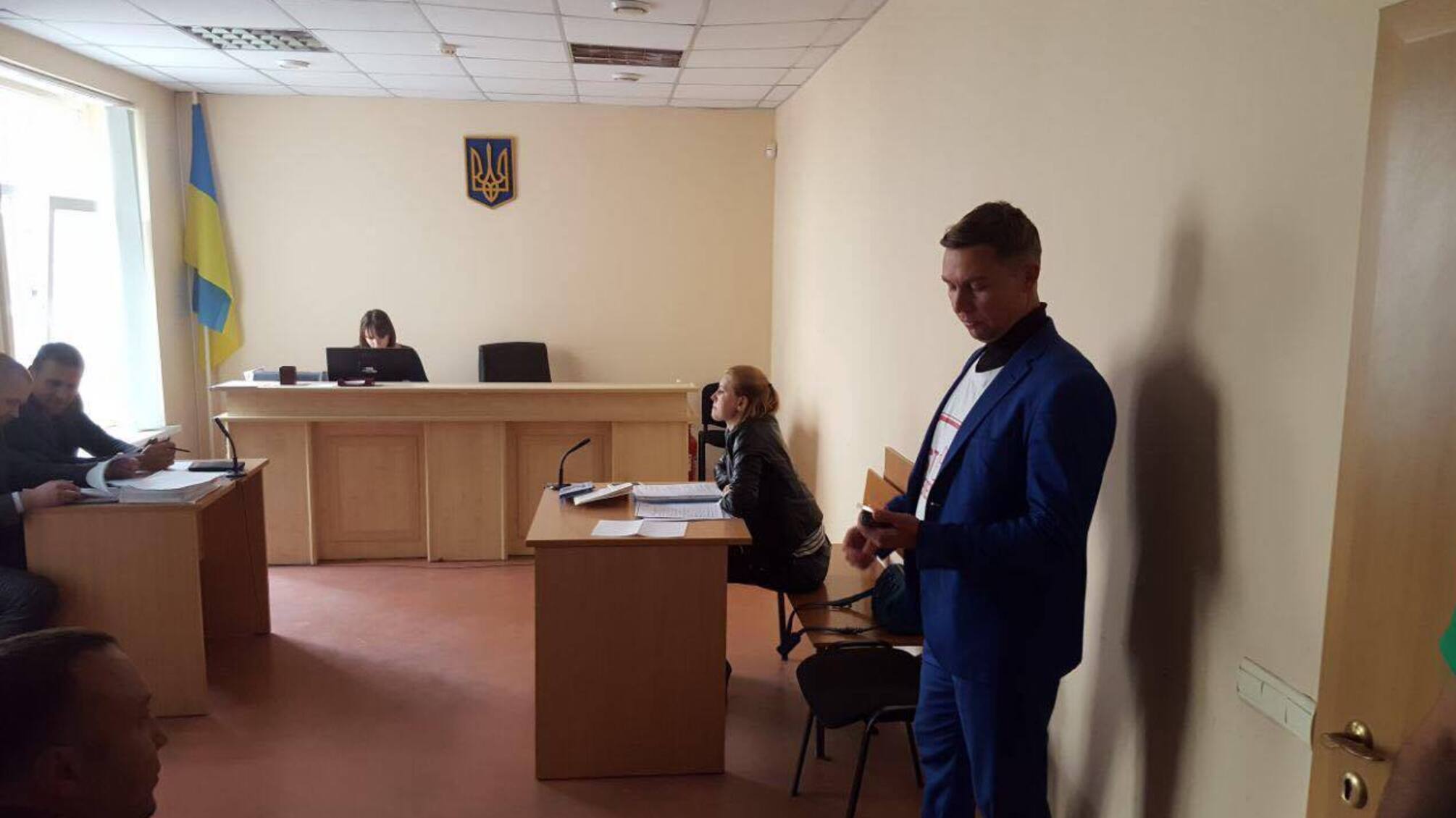 Дарницький суд Києва відмовив в арешті техніки піщаних нелегалів з Видубичів