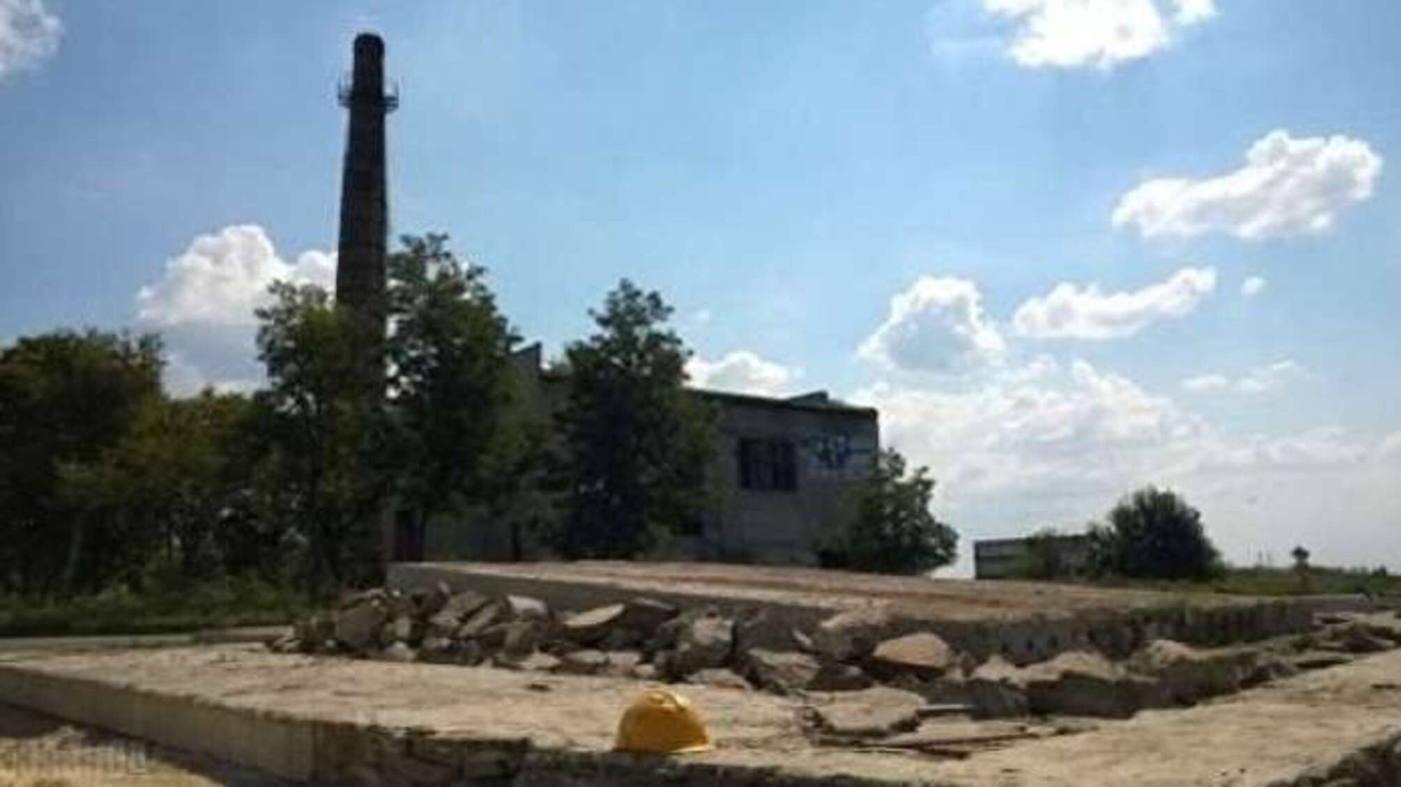 На Донбасі підірвали ще один пам'ятник прихильникам 'русского мира'