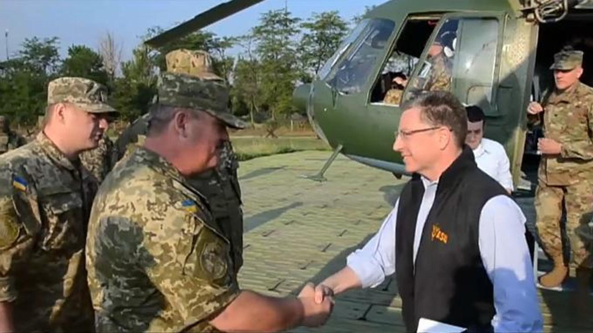 Курт Волкер заявив, що Україна повинна відновити свій суверенітет та територіальну цілісність