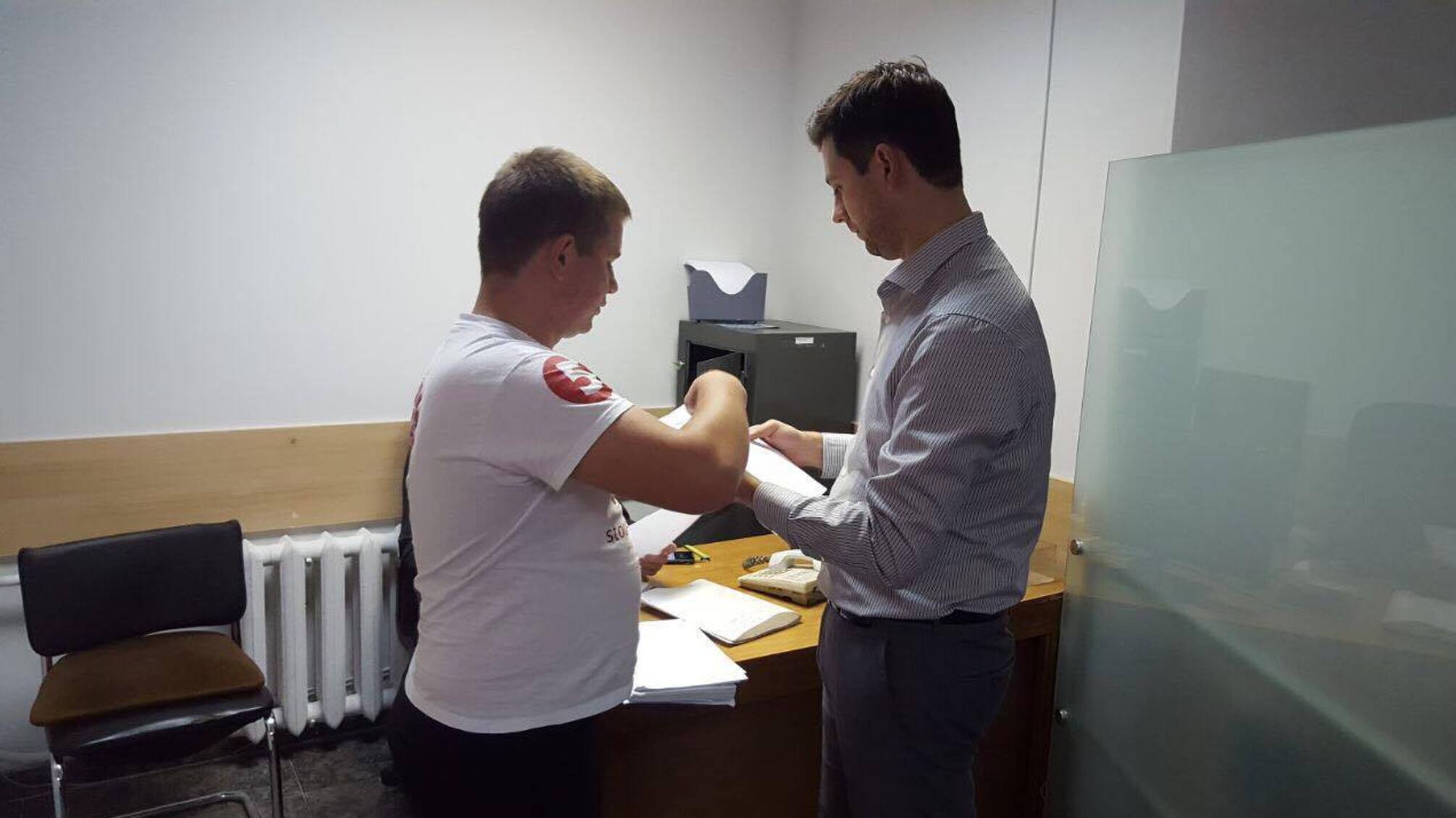 'СтопКор' передав до водної поліції Києва та прокуратури Дарницького району неспростовні докази вини піщаних нелегалів з Видубичів