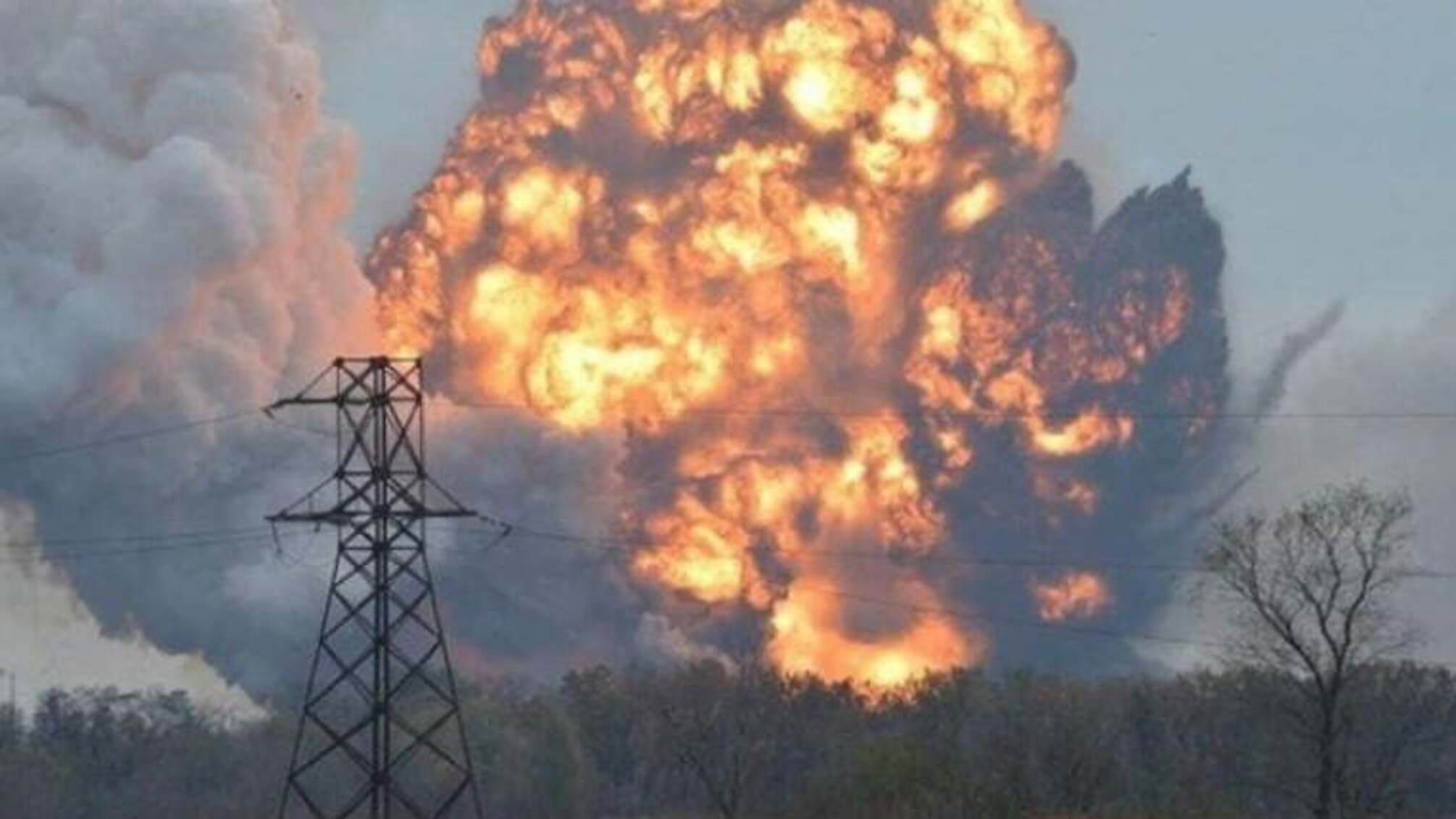 На окупованій території Донбасу прогримів потужний вибух – терористи втратили склад з боєприпасами