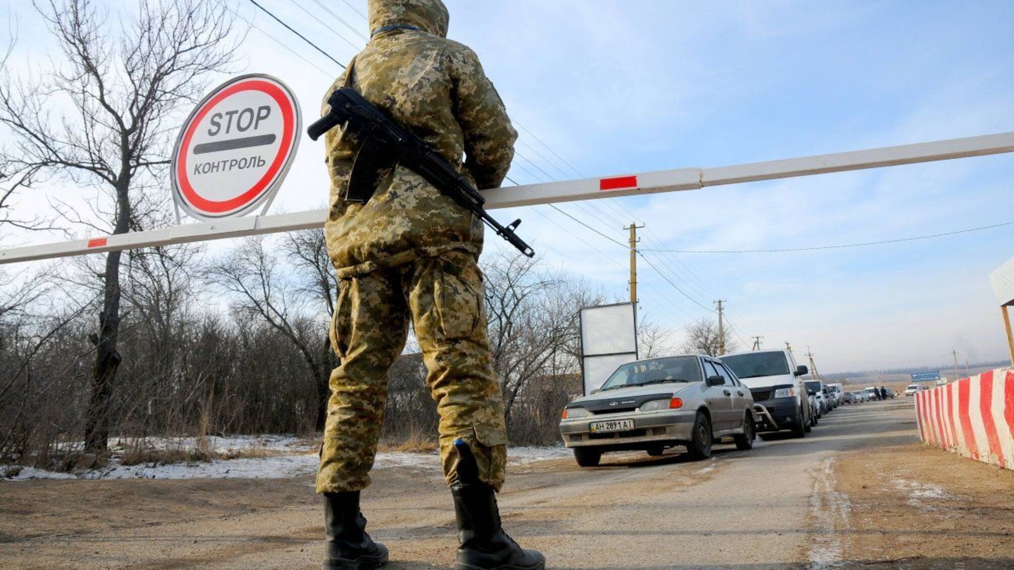 Україна вперше визнала дві довідки з ОРДЛО