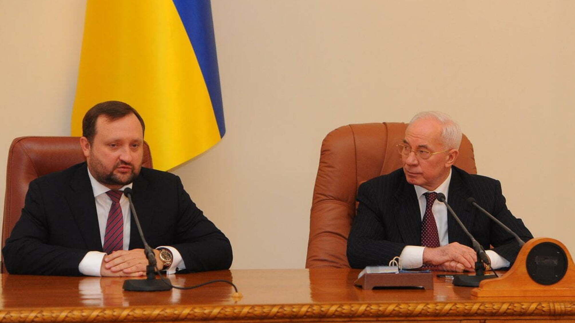 ГПУ оголосила нові підозри Азарову та Арбузову