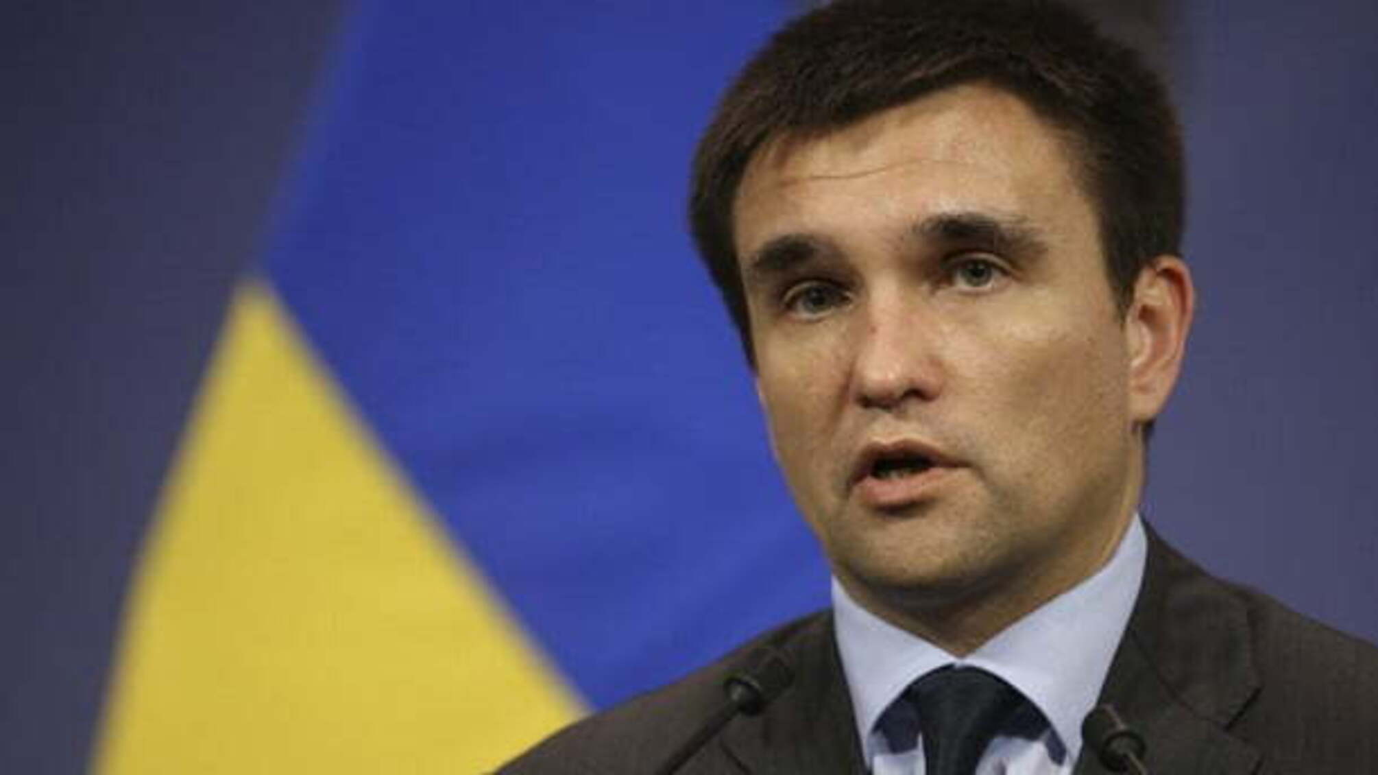 Клімкін закликав розібрати на металолом Арку дружби народів в центрі Києва: названа причина