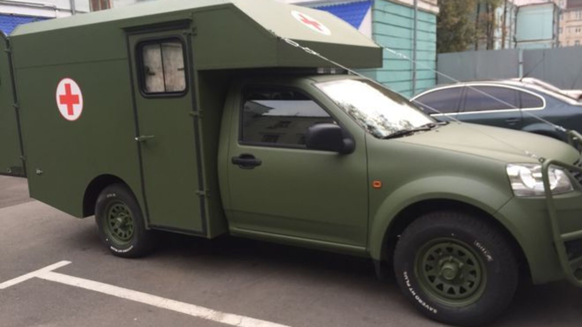 Завод 'Богдан' не пошкодував для фронту автомобілі з браком