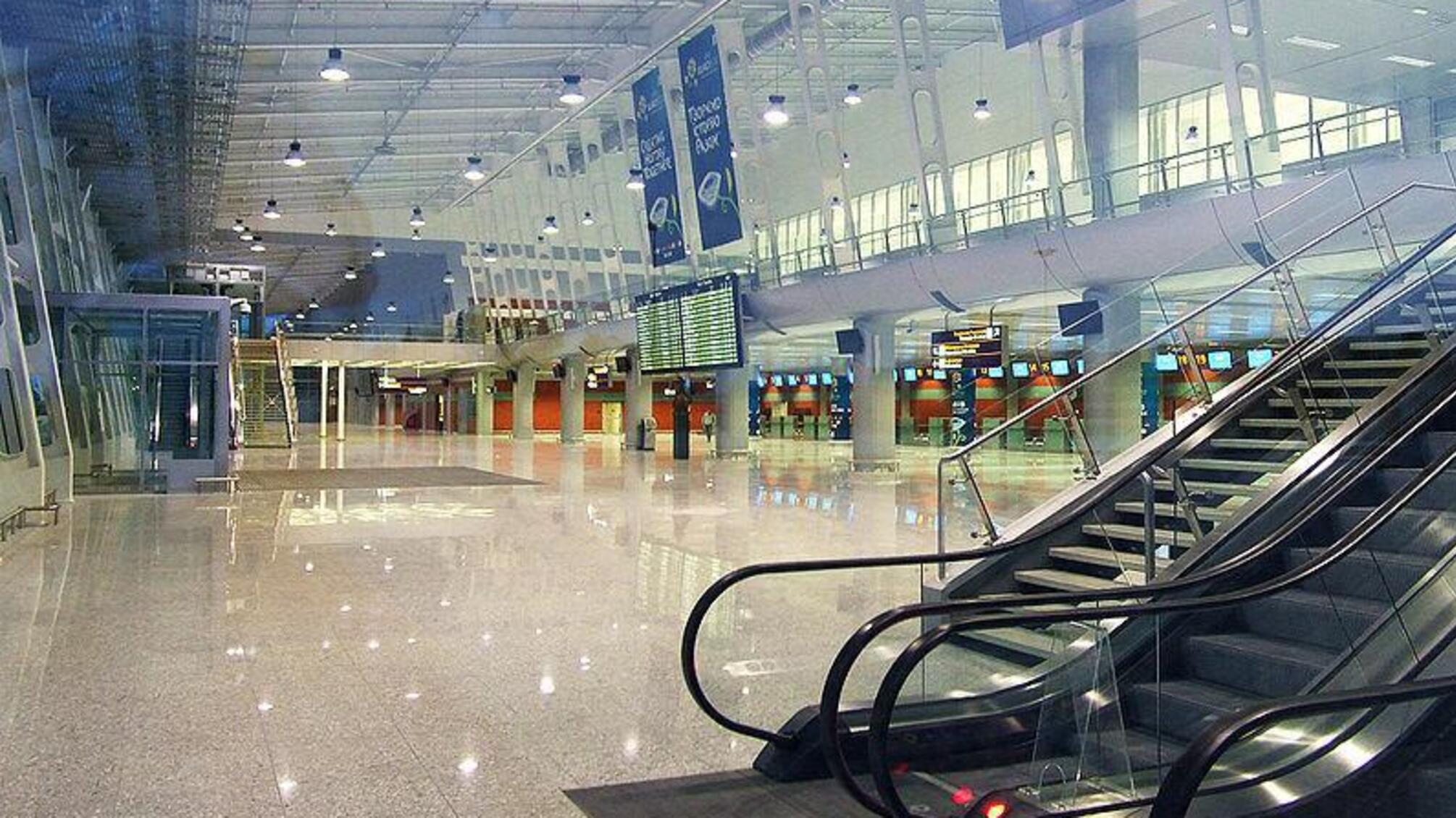 Близько 200 українців не змогли вилетіти до Єгипту через несправний літак