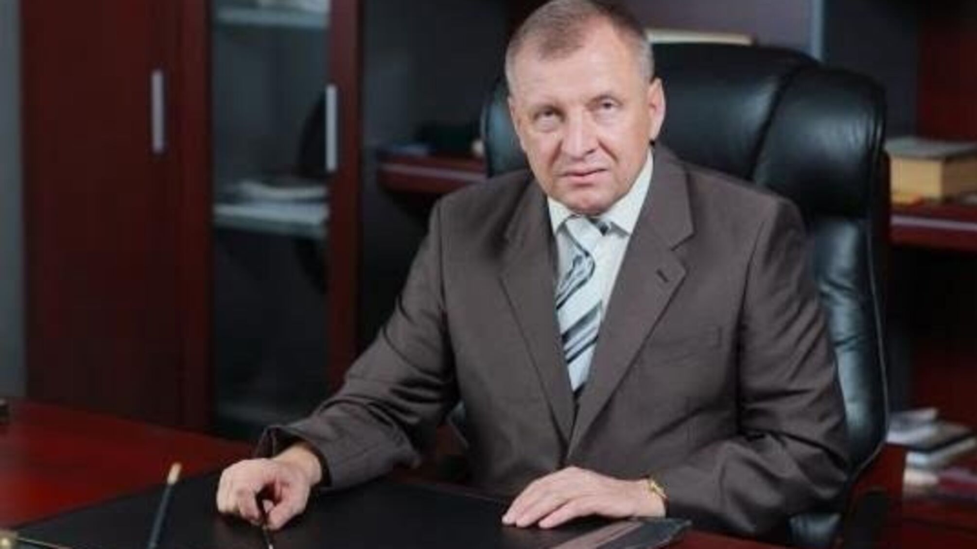 Нардепа Юрчишина закликають повернути мільйон збитків стратегічному заводу на Хмельниччині