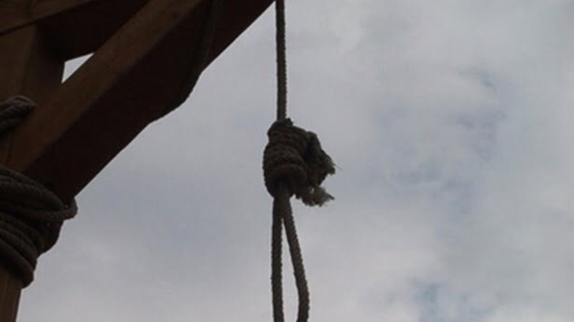 Напередодні трагедії школярка-самогубця з Харкова посварилася з батьками – подробиці