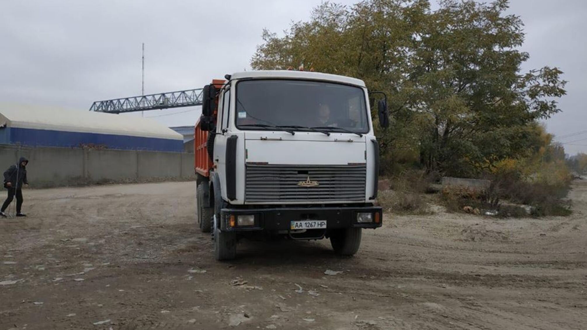 На піщаному фронті без змін: на громадському блокпосту біля 'Мостобуду' – тихо