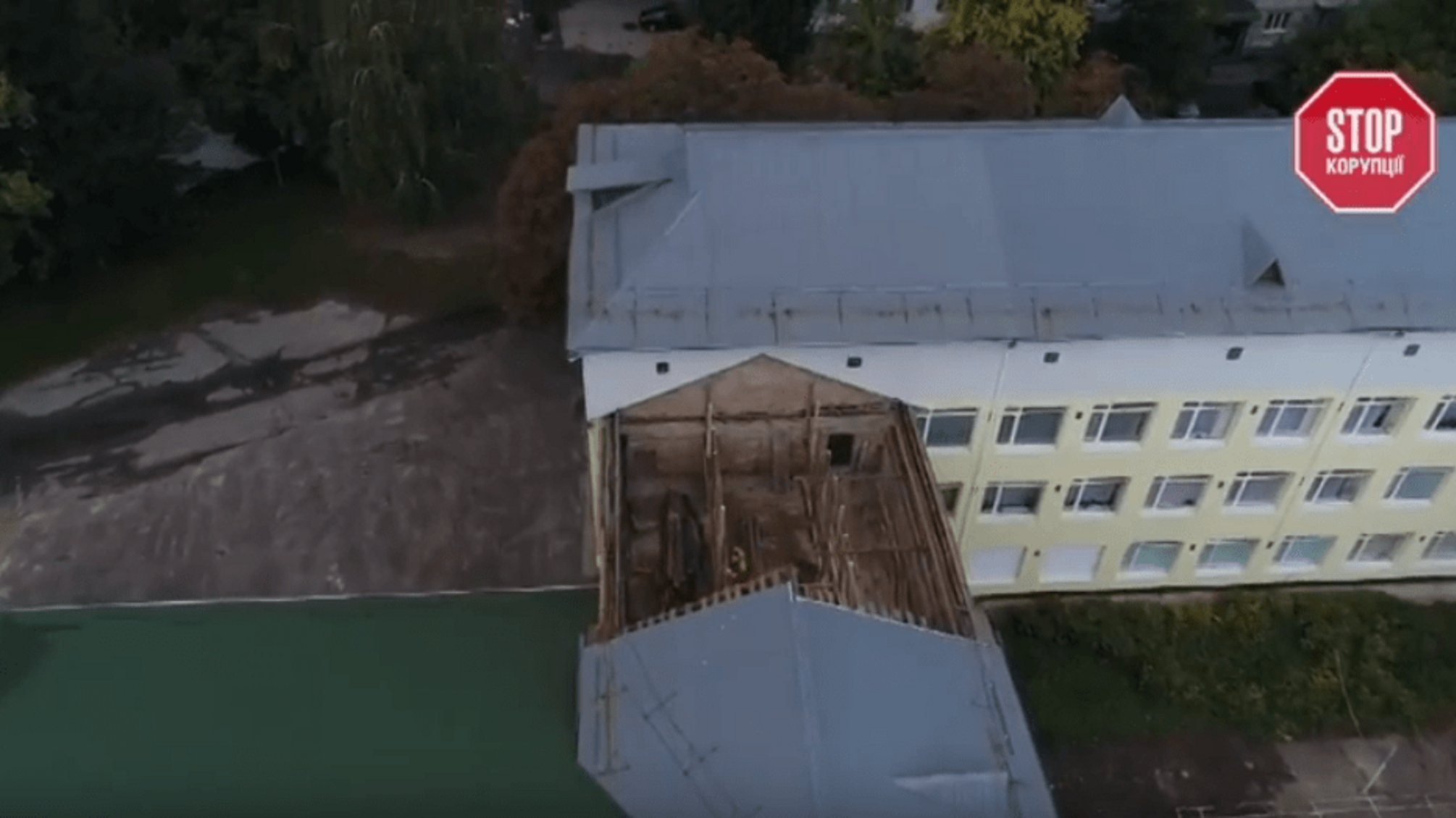 'Дах поїхав': хто винен у зриві навчального процесу в Броварах?