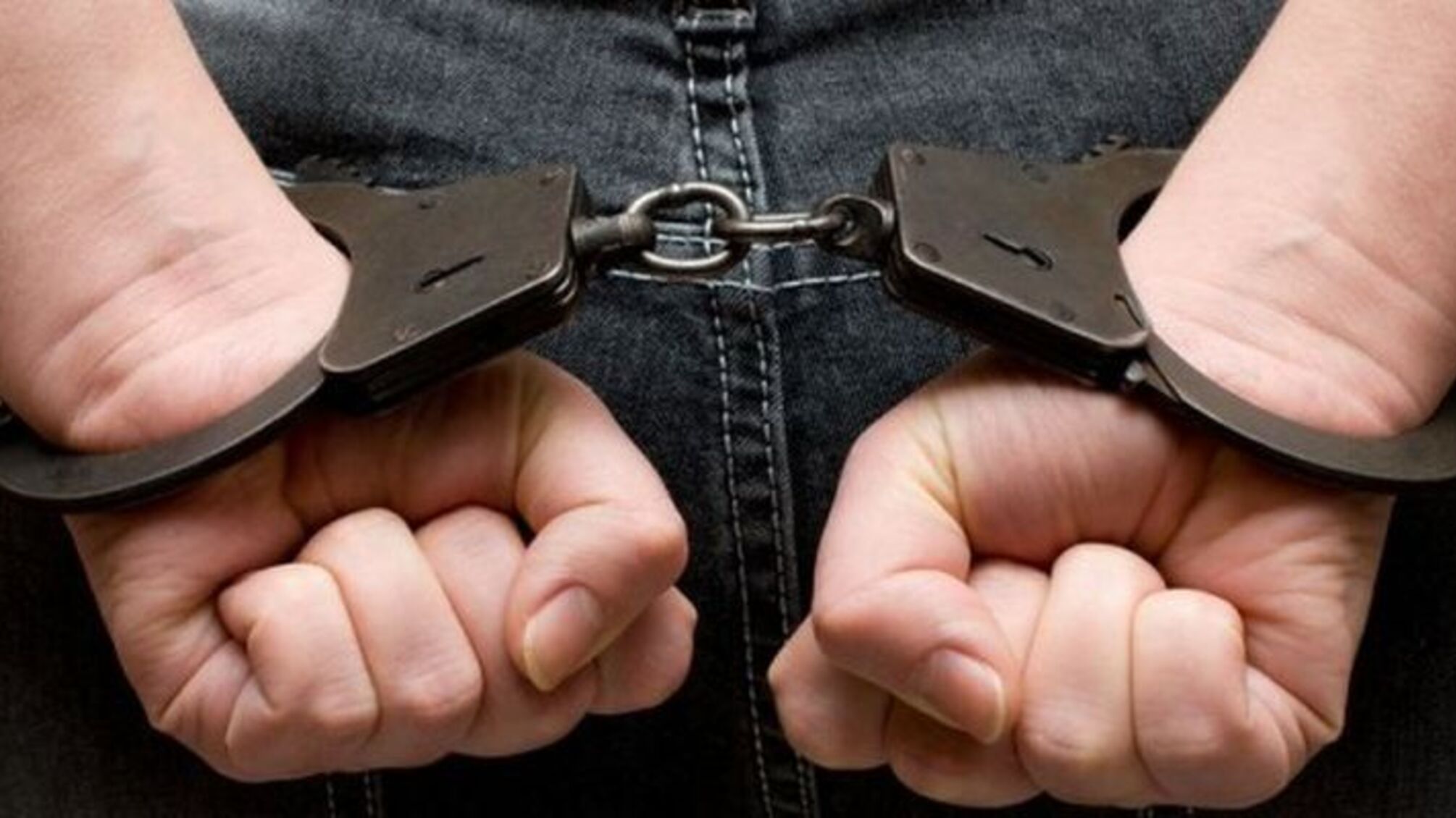 На Київщині двоє підлітків 16-ти та 17-ти років насмерть забили пенсіонера через його собаку