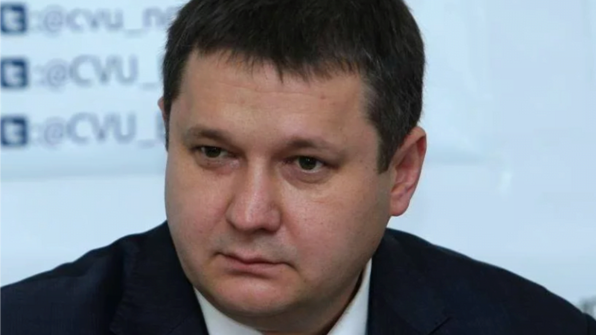 Неофіційна передвиборча кампанія вже обійшлась кандидатам в півмільярда гривень, у звітах говорять лише про 10 мільйонів.