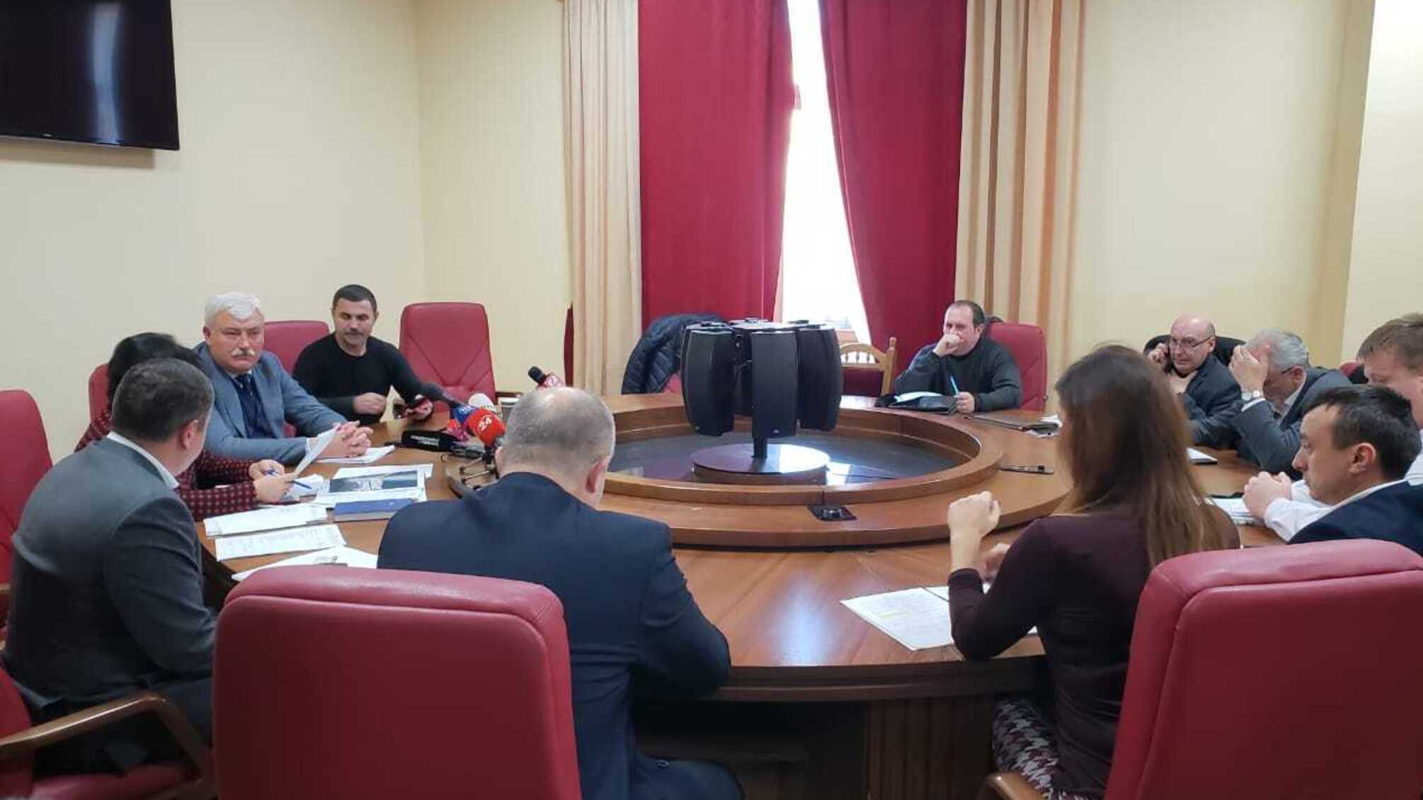 Мер Кличко зустрінеться із забудовником ЖК 'Патріотика на озерах' для вирішення ситуації навколо будівництва