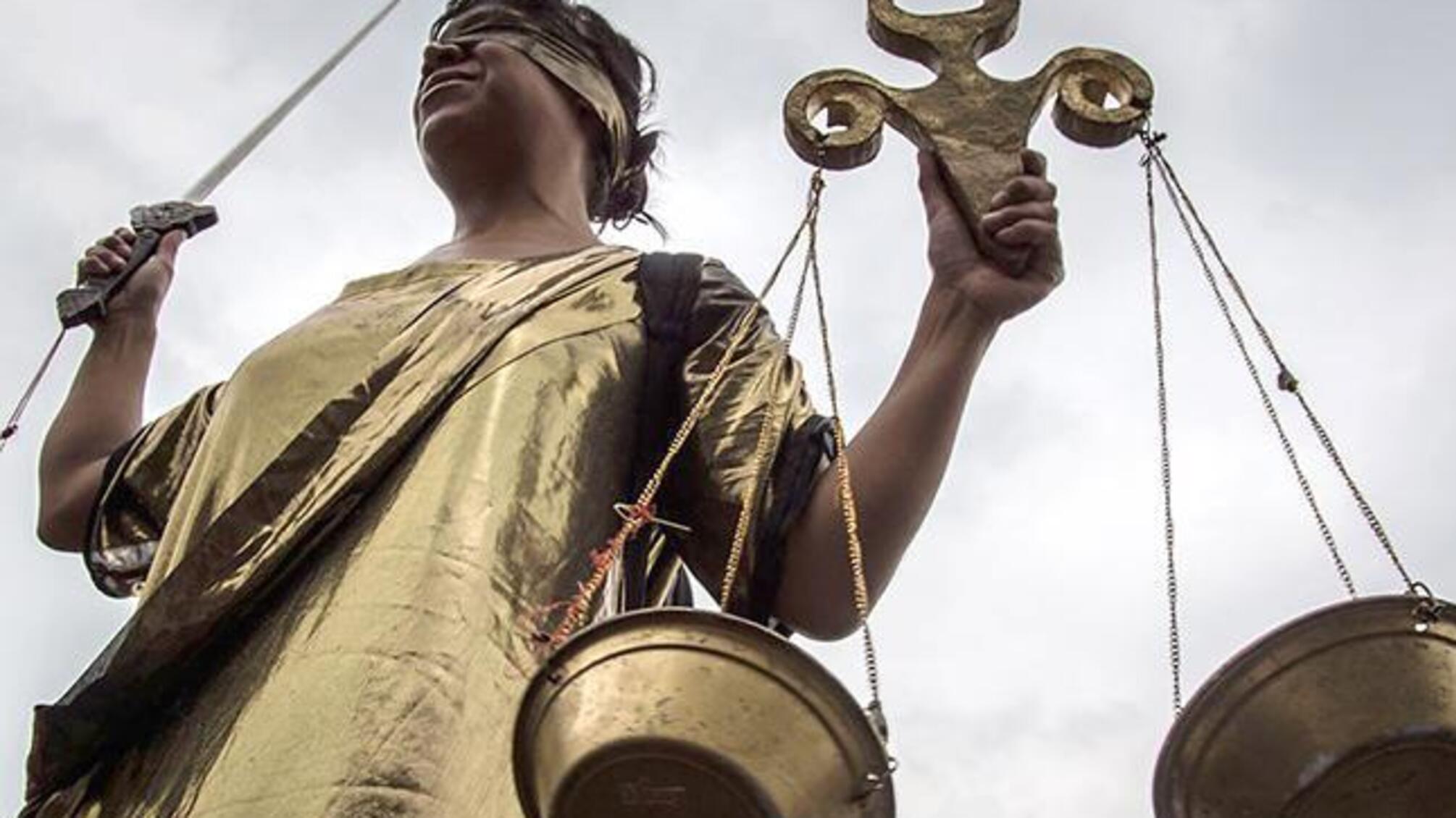 Покинула дітей заради пляшки – на Київщині засудили матір, з вини якої під час пожежі загинув її 3-річний син