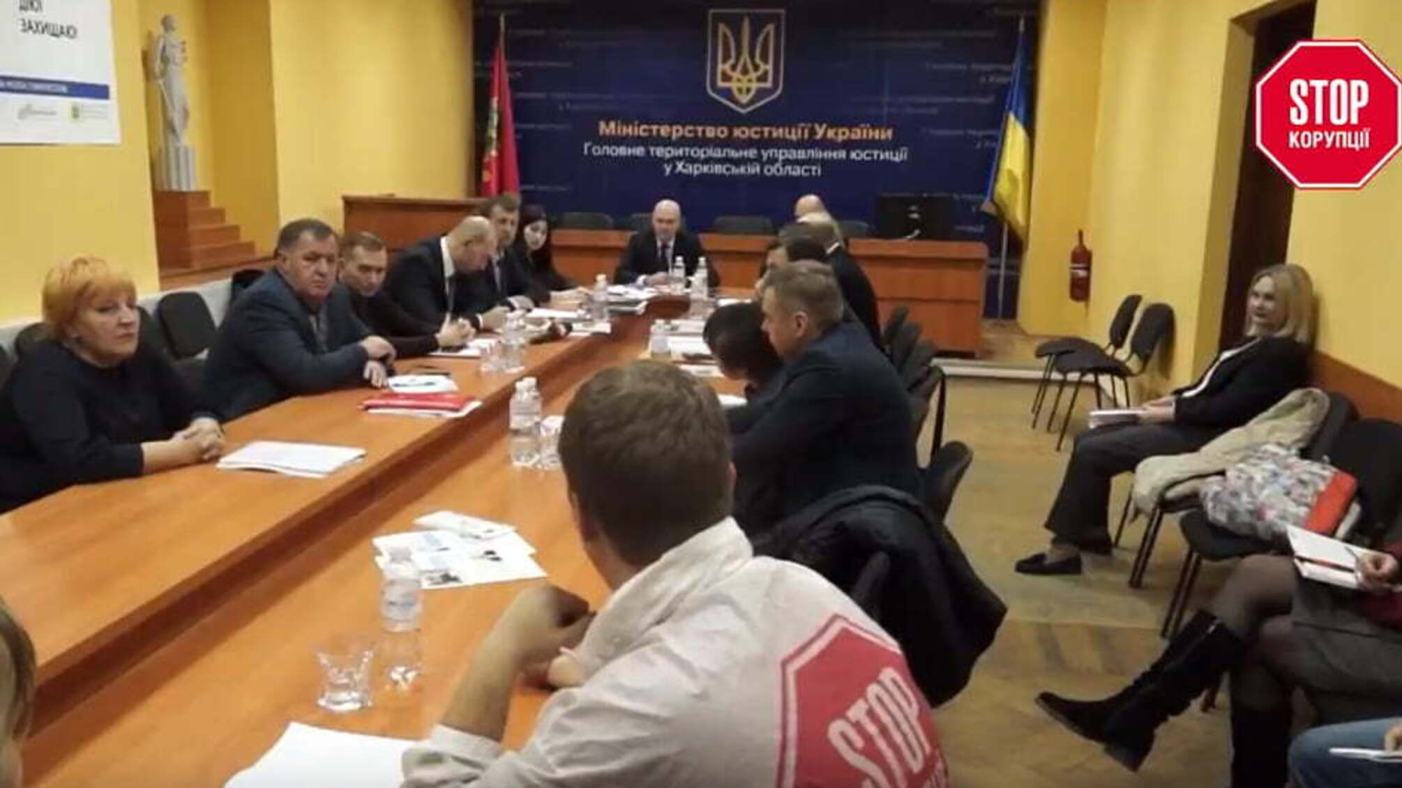 Гра в імітацію: Антирейдерський штаб Харківщини самоусунувся від захисту аграріїв, що потерпають від «Доброго господаря»