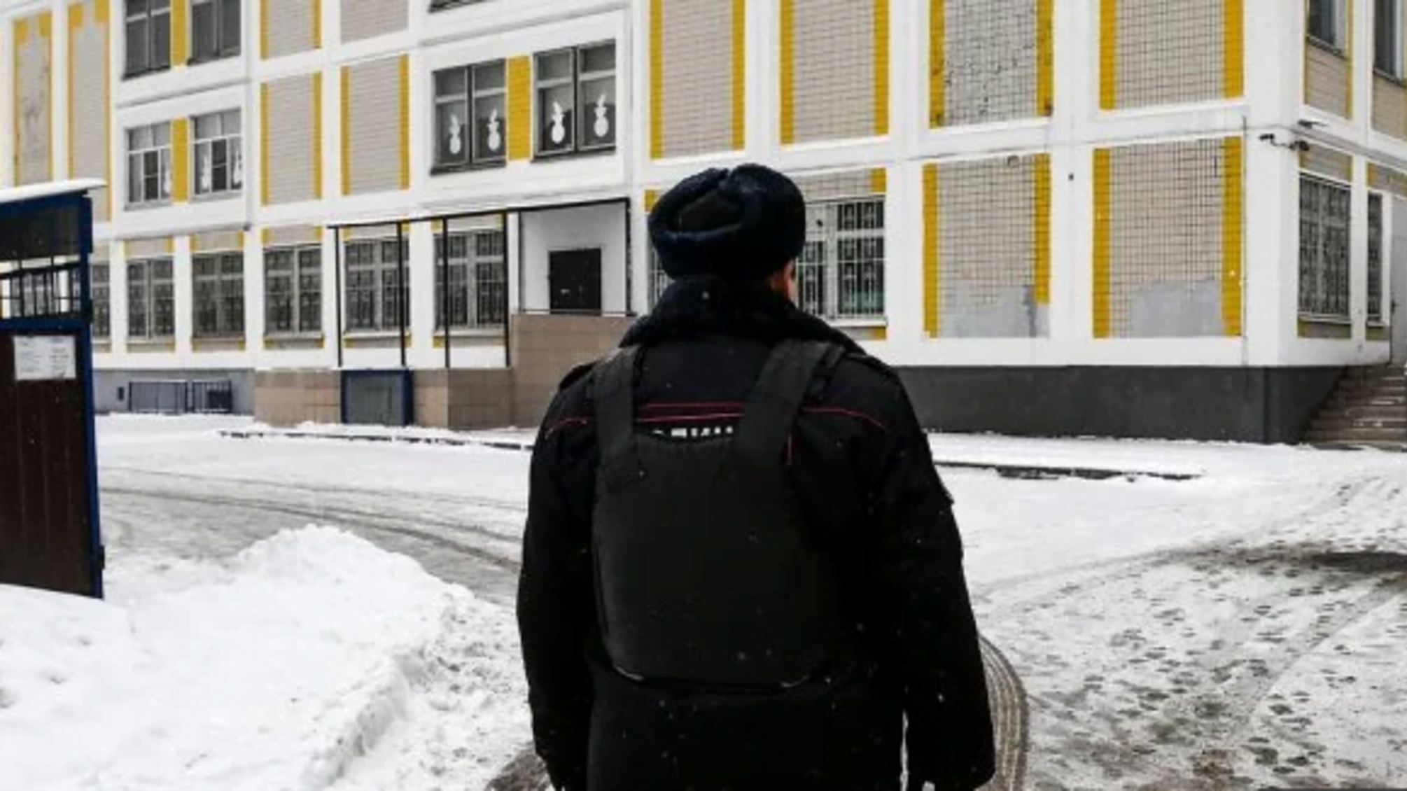 У Москві школяр з ножем погрожував вбити вчителів через погану оцінку