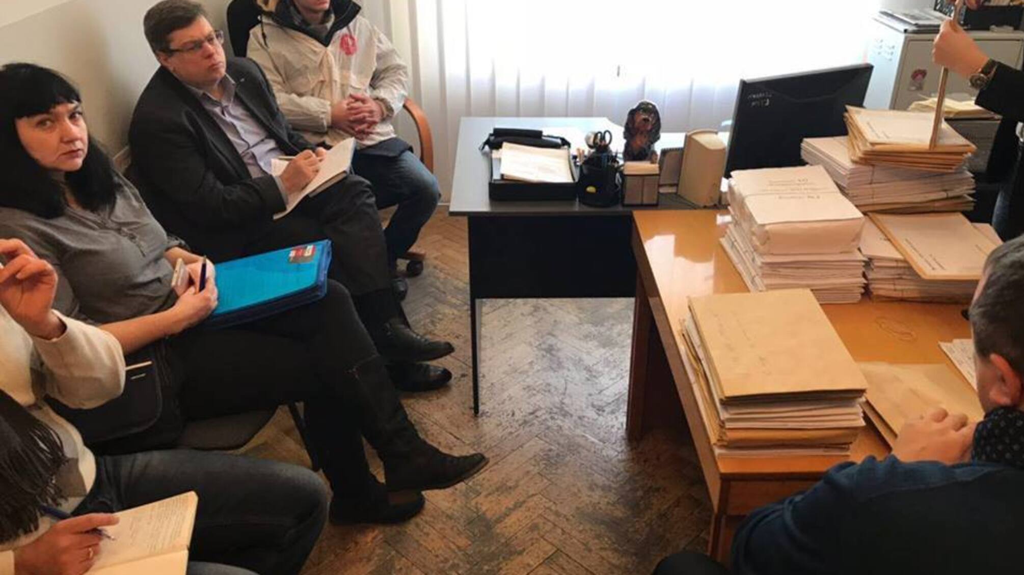 'СтопКор' слідкував за процесом відкриття конвертів фірм кандидатів на пасажирські перевезення в Київській області