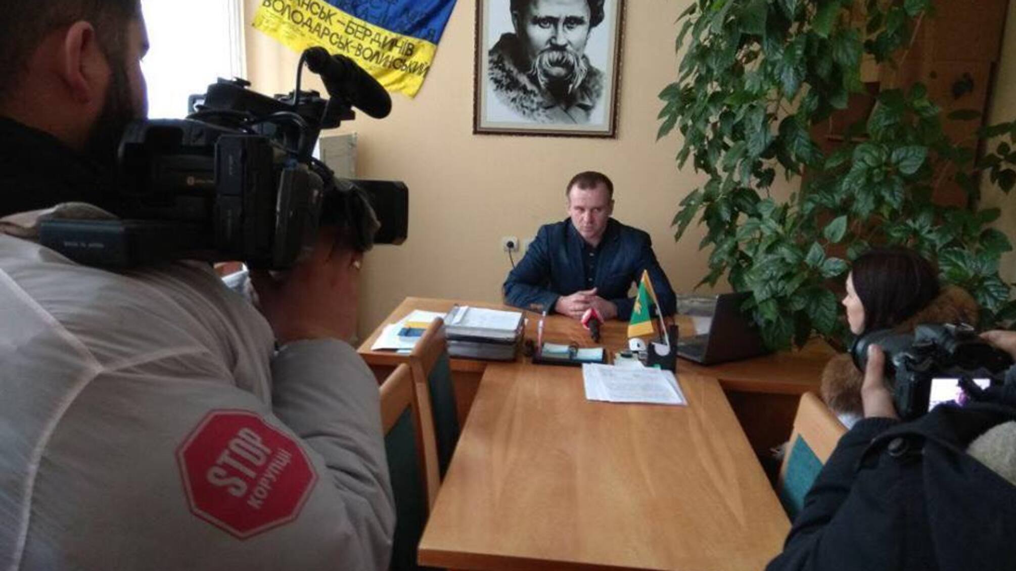 'СтопКор' дізнався про мільйонні втрати для бюджету Житомирщини через землю