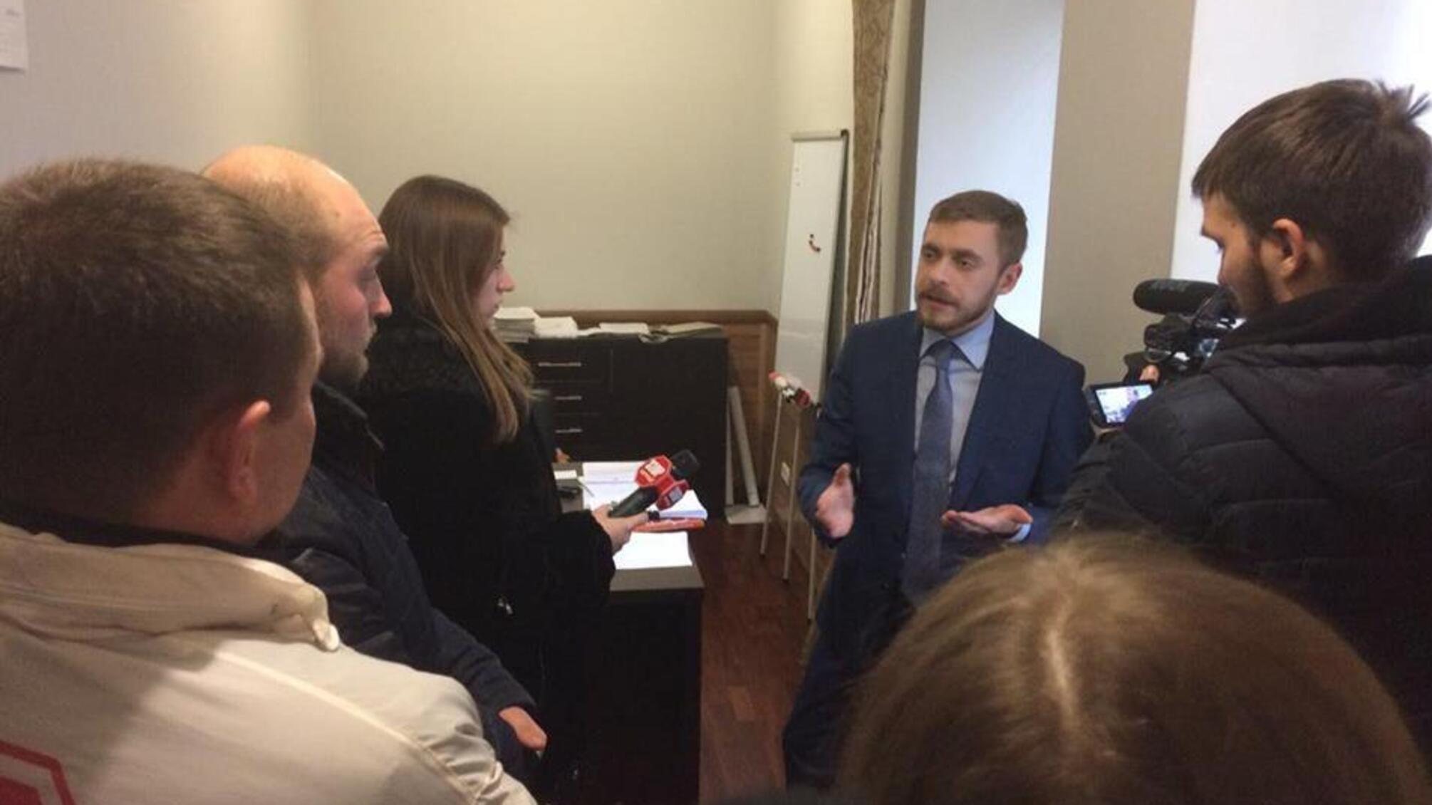 'СтопКор' звернувся до прокуратури через спробу рейдерства гуртожитку на Турівській у Києві