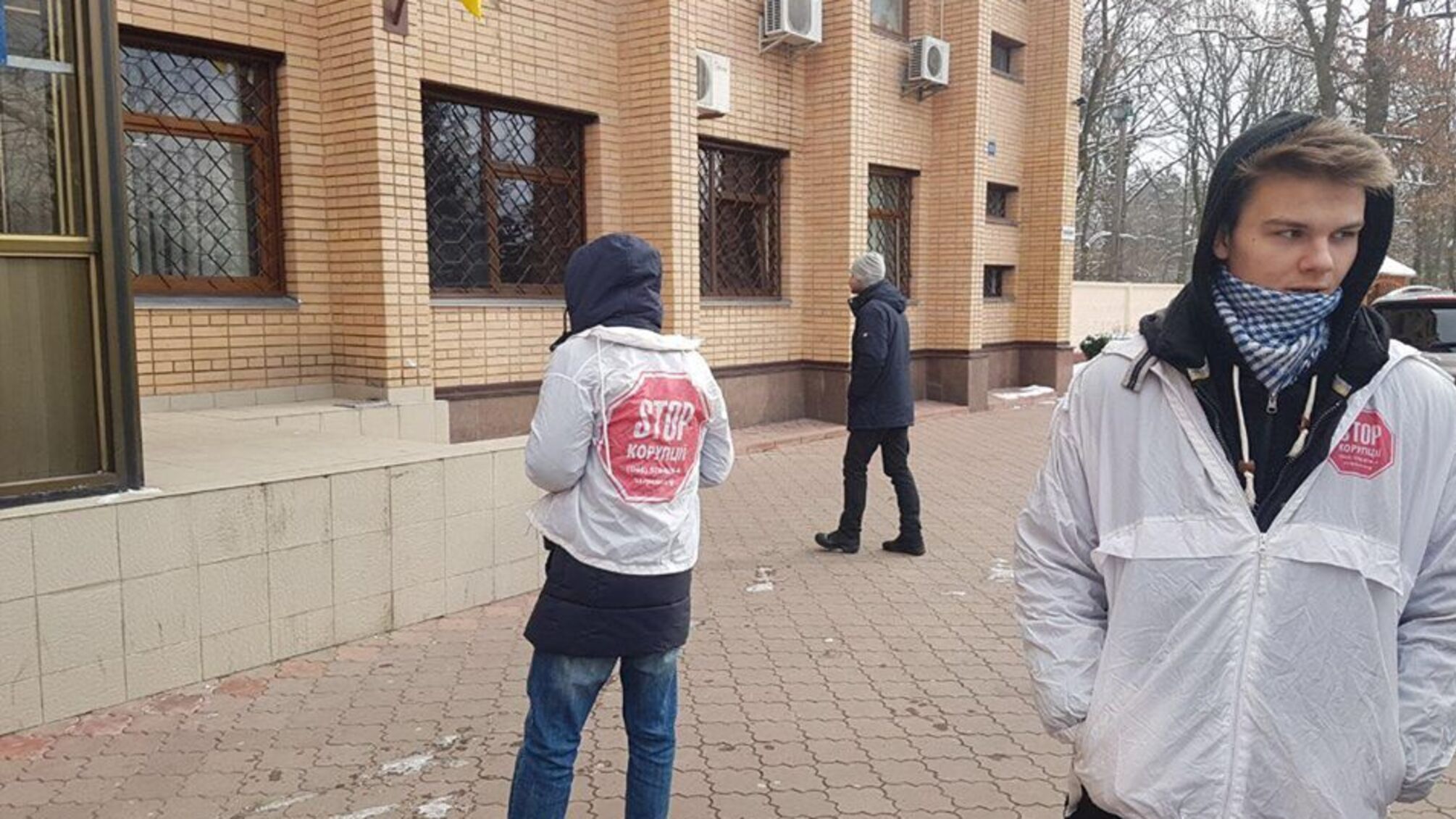 Після звернення 'СтопКору' у поліції пообіцяли зайнятись незаконною заправкою на Київщині