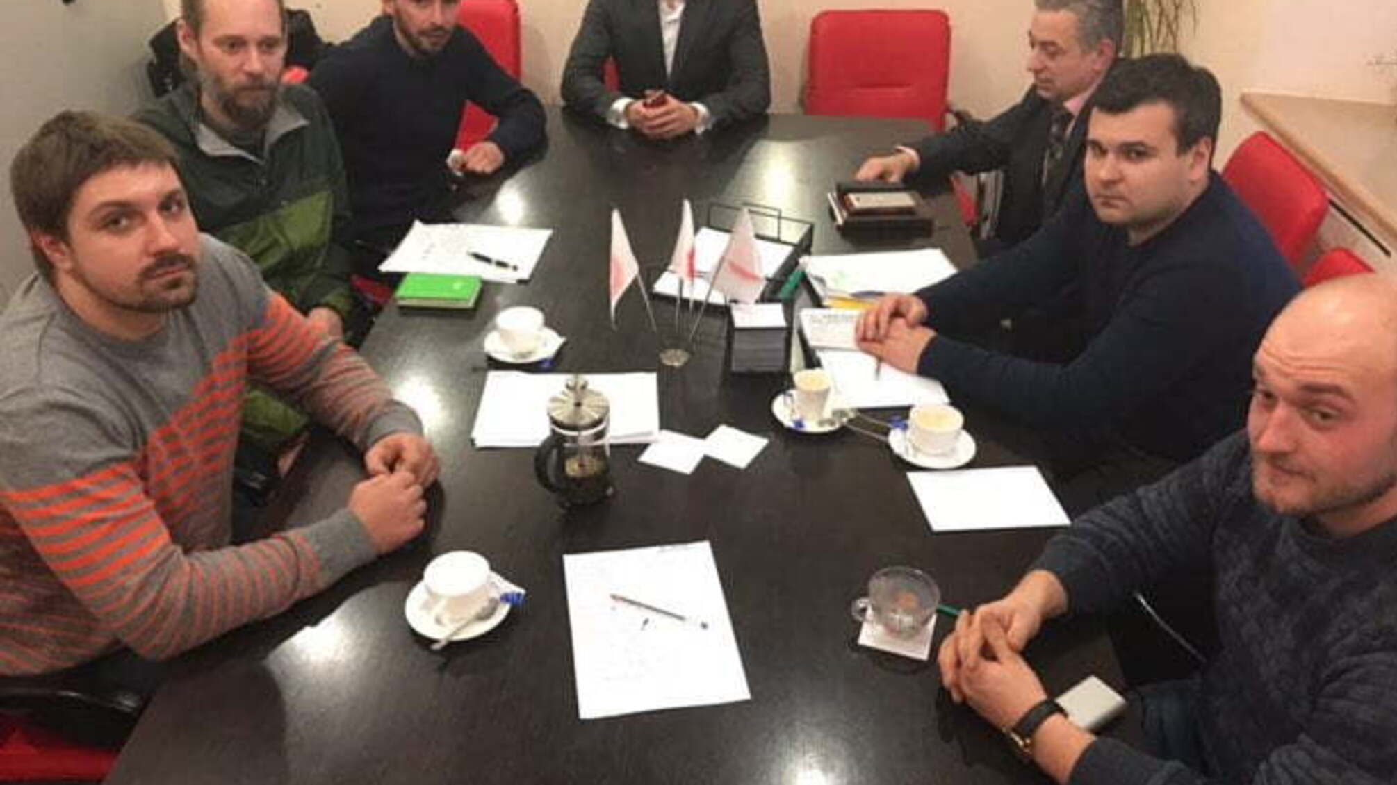 'СтопКор' зустрівся із забудовником ТОВ 'Аркада' та жителями масиву Осокорки, які протестують проти будівництва