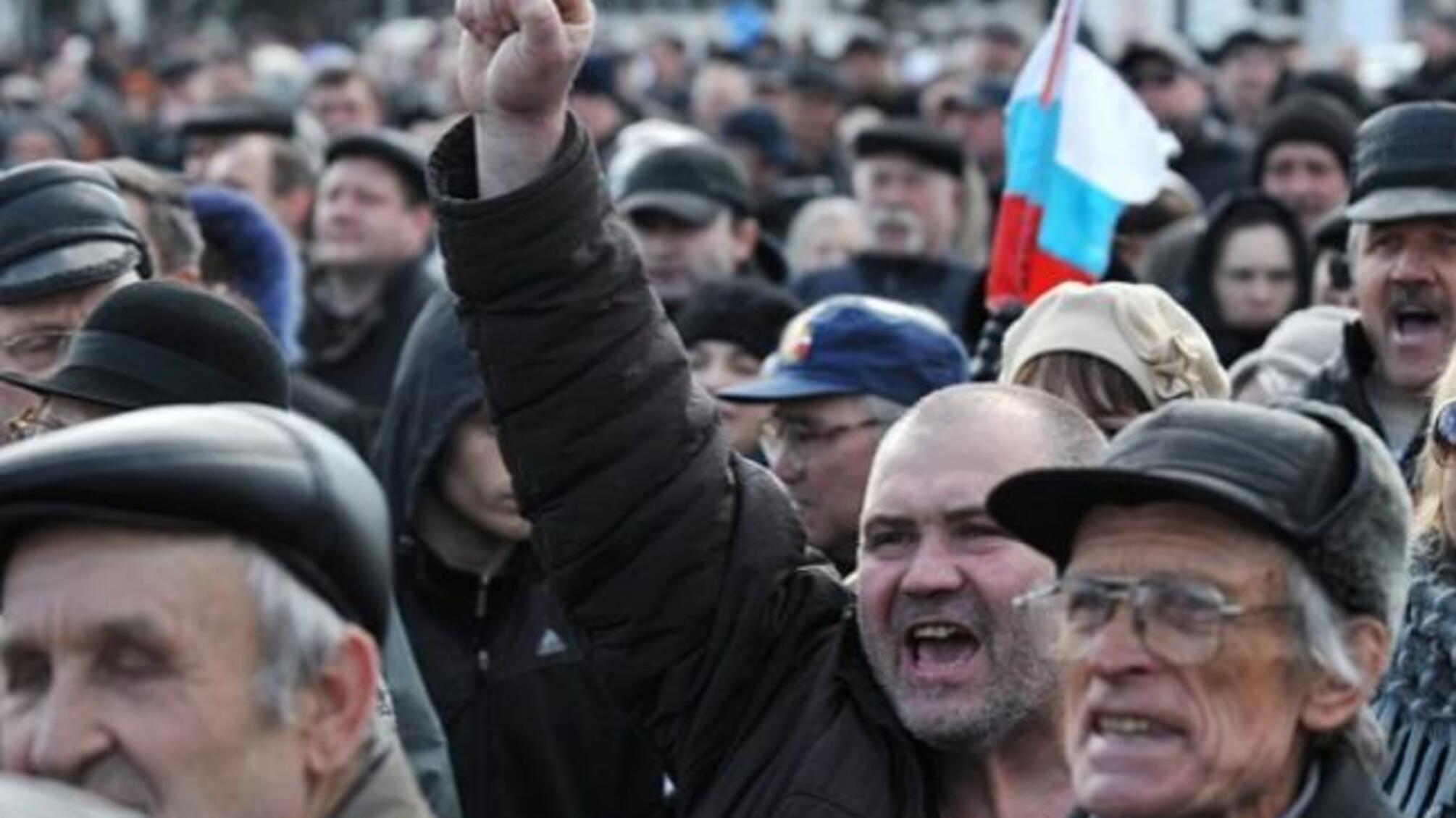 У 'ДНР' зігнали людей для святкування ювілею Донецько-Криворізької республіки