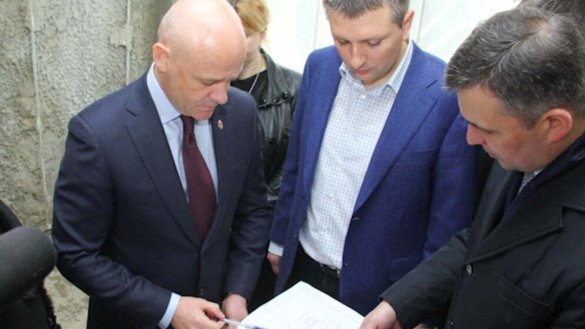 Труханова відпустили на поруки нардепа Голубова