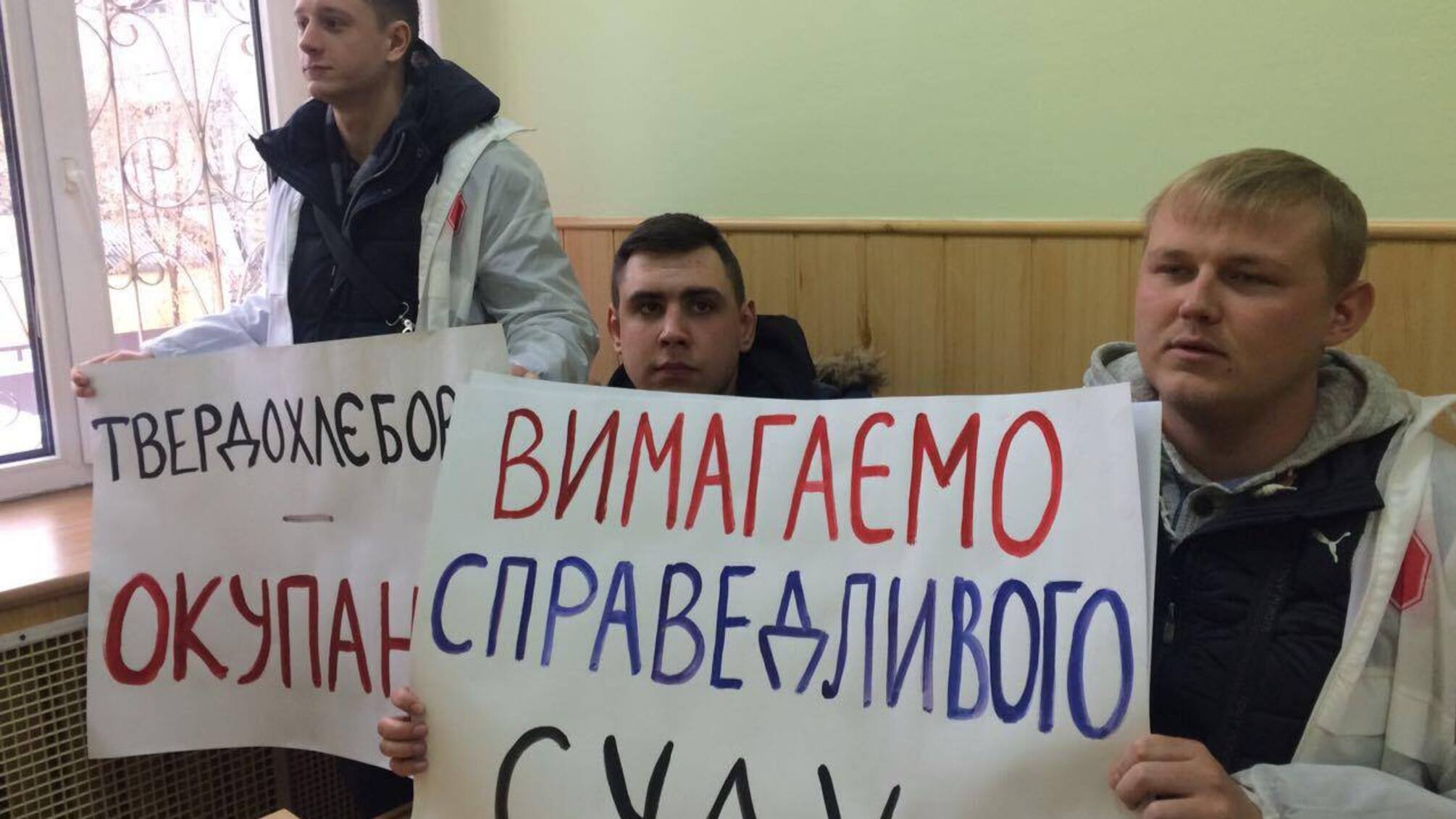 За даними 'СтопКору', розгляд справи щодо захоплення гуртожитку у Подільському районі Києва затягується