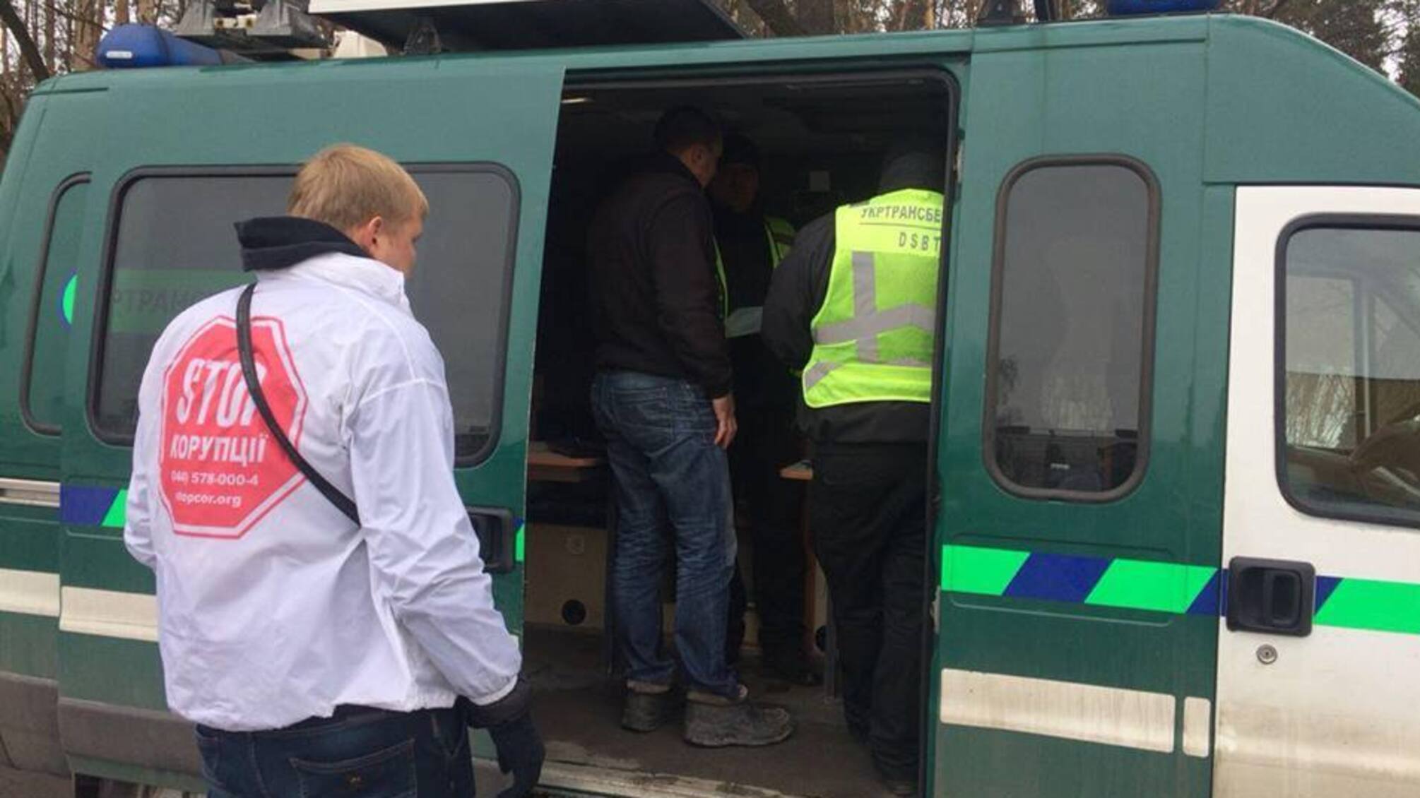 'СтопКор' у ході спільного рейду з Укртрансбезпекою зловив перевантажені авто