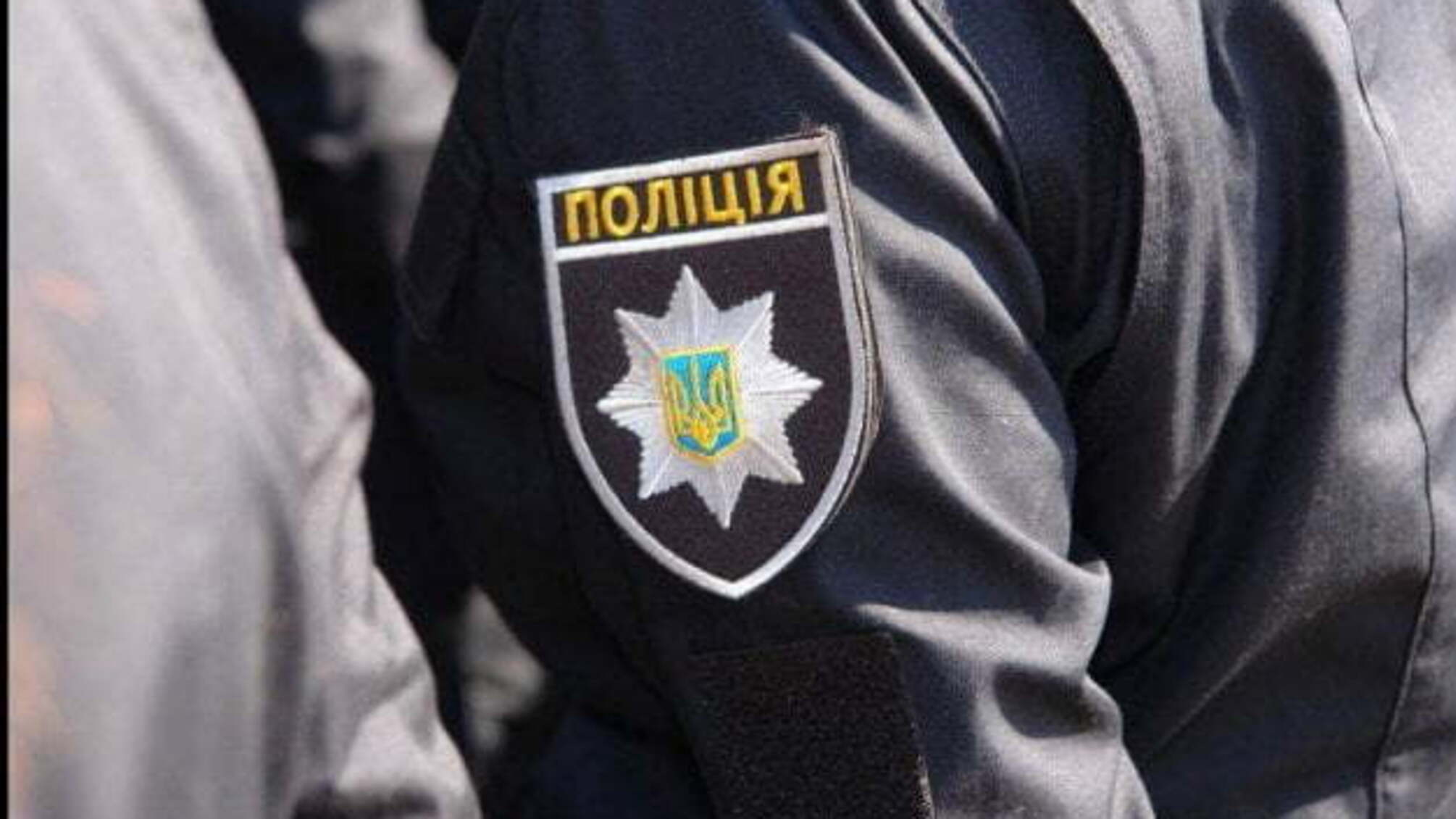 На Київщині рейдери вигнали з будинку важкохвору дитину