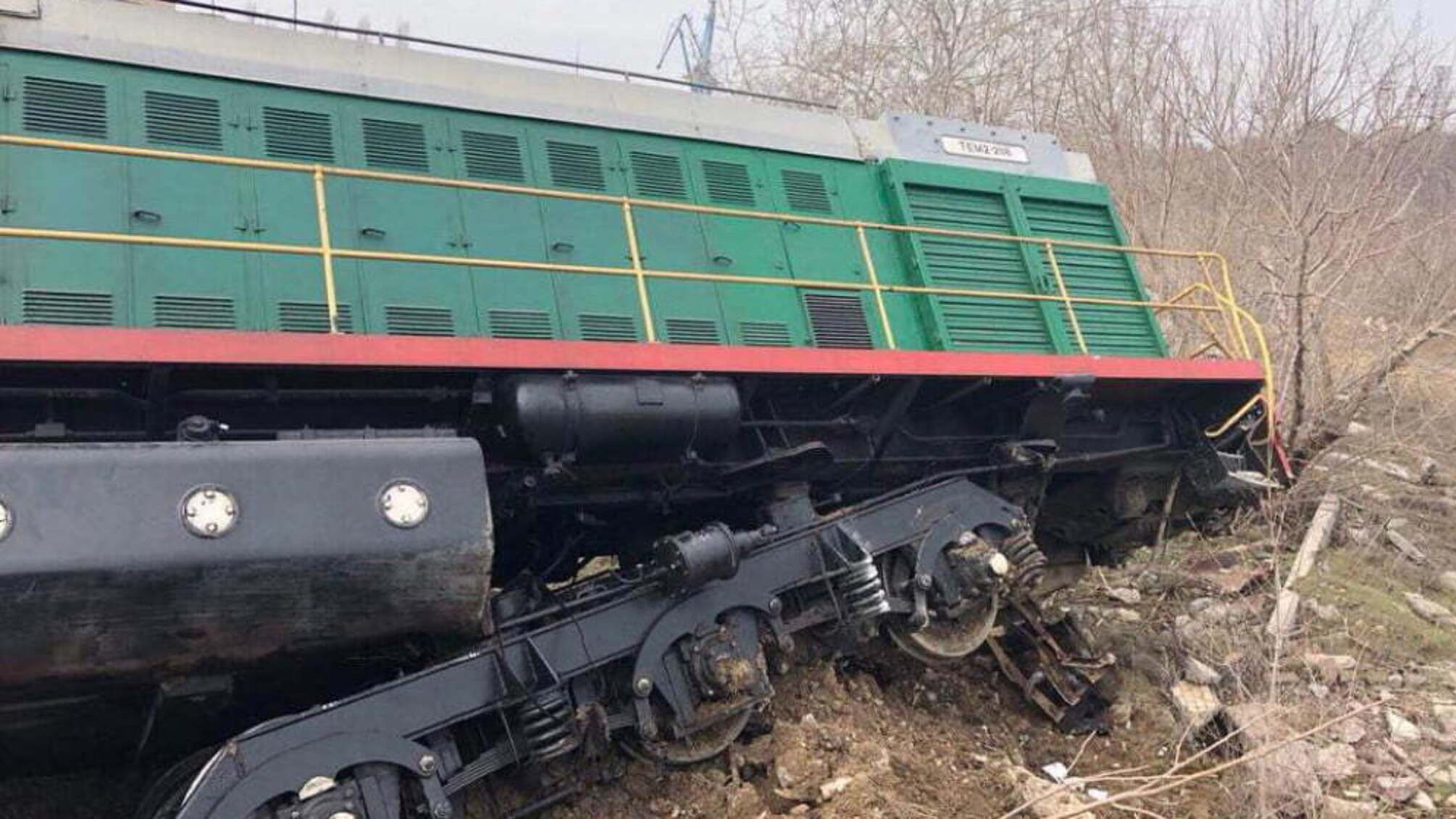 На Одещині перекинувся потяг: з'явились фото з місця аварії