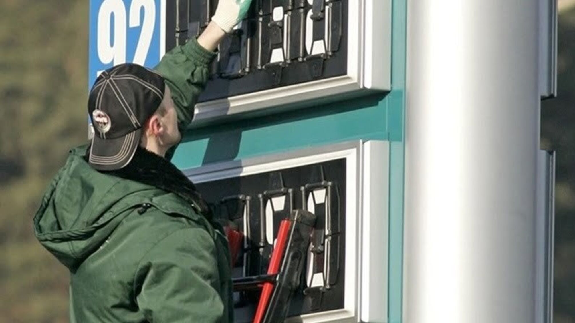 Цивільним не видавати: у бойовиків з 'Л/ДНР' закінчується дизельне паливо
