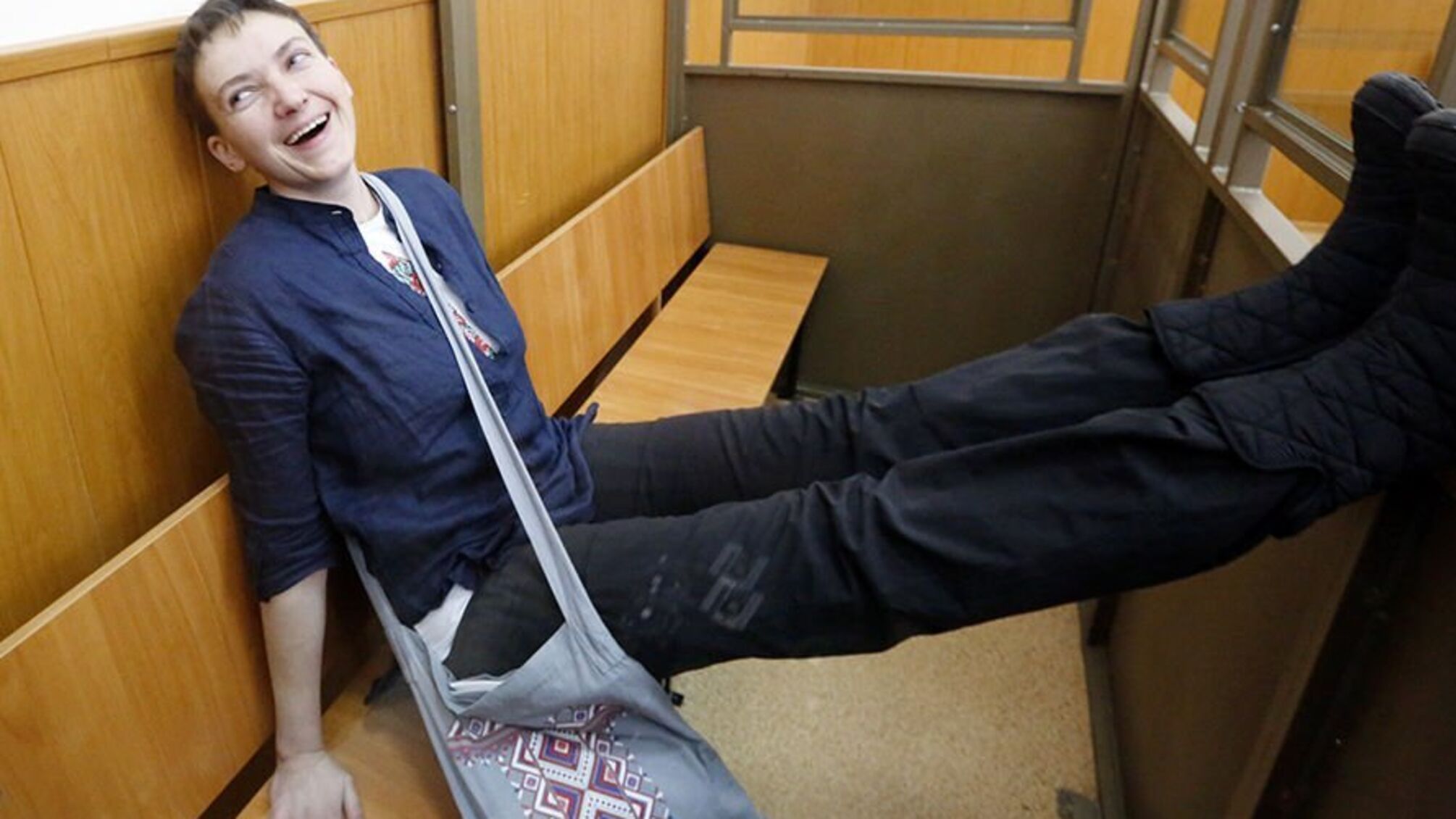 Надію Савченко привезли до клініки