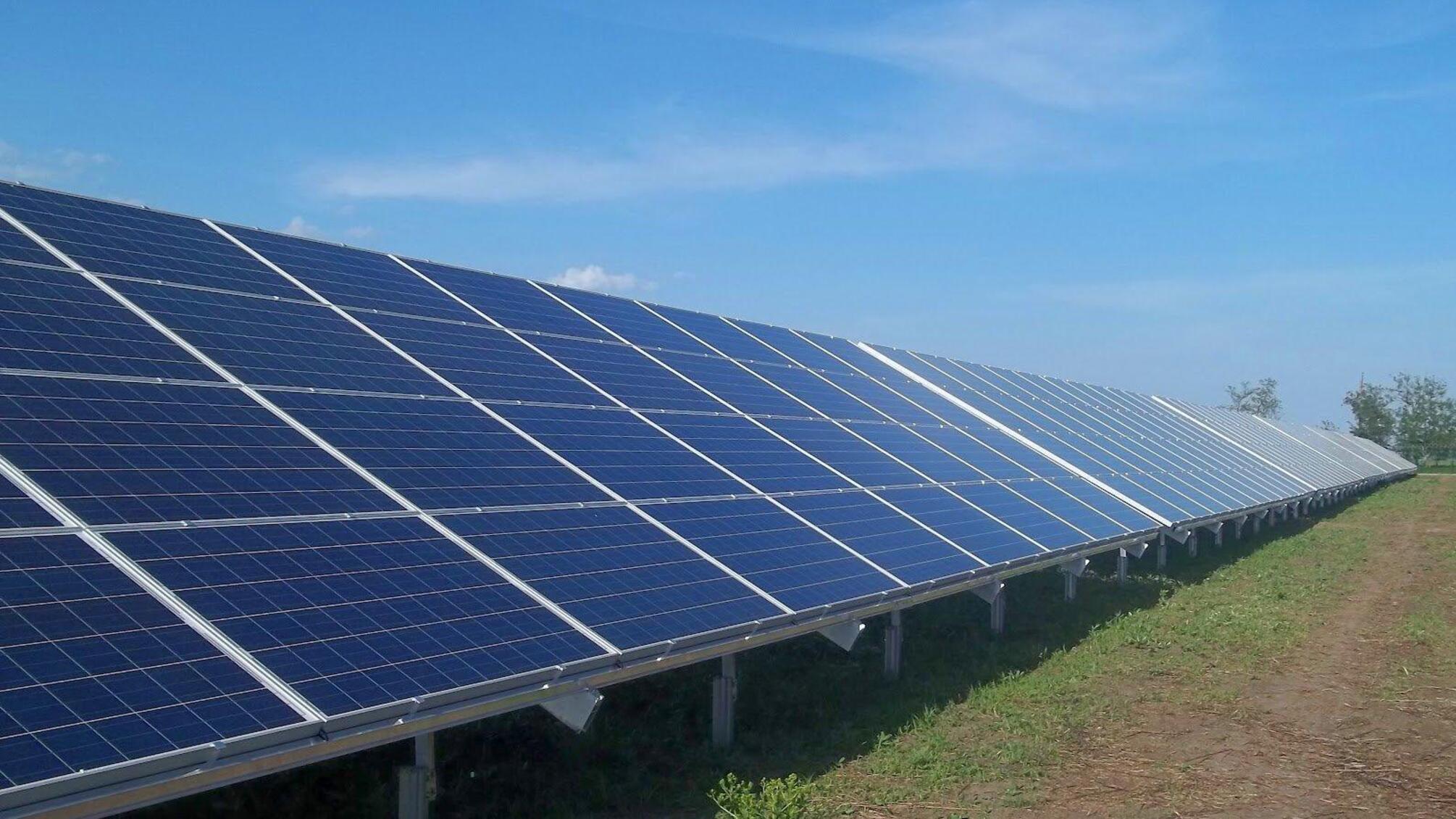В Україні запрацювала найбільша сонячна електростанція