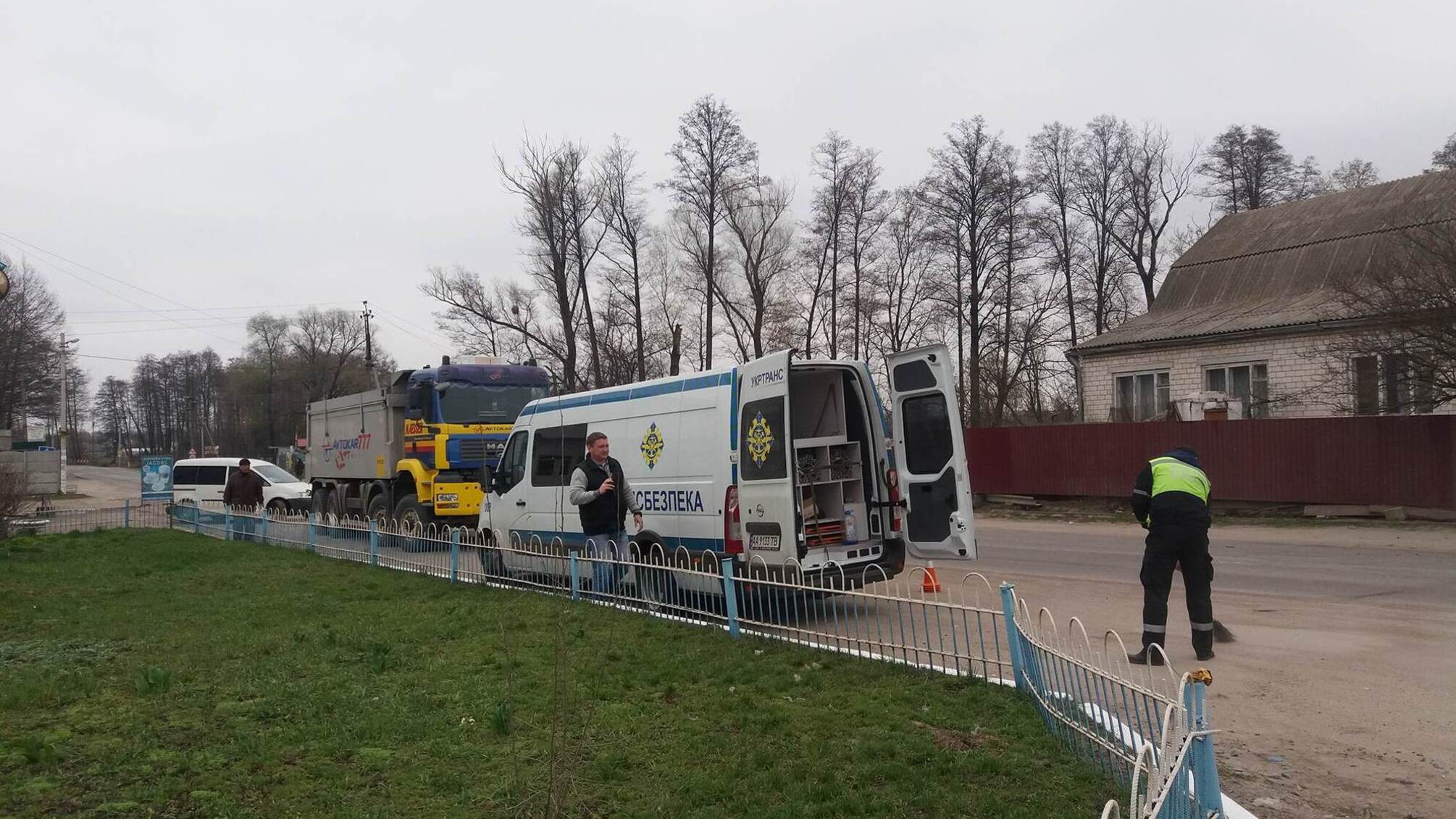 'СтопКор' провів спільно з Укртрансбезпекою габаритно-ваговий контроль у селі Пухівка на Київщині
