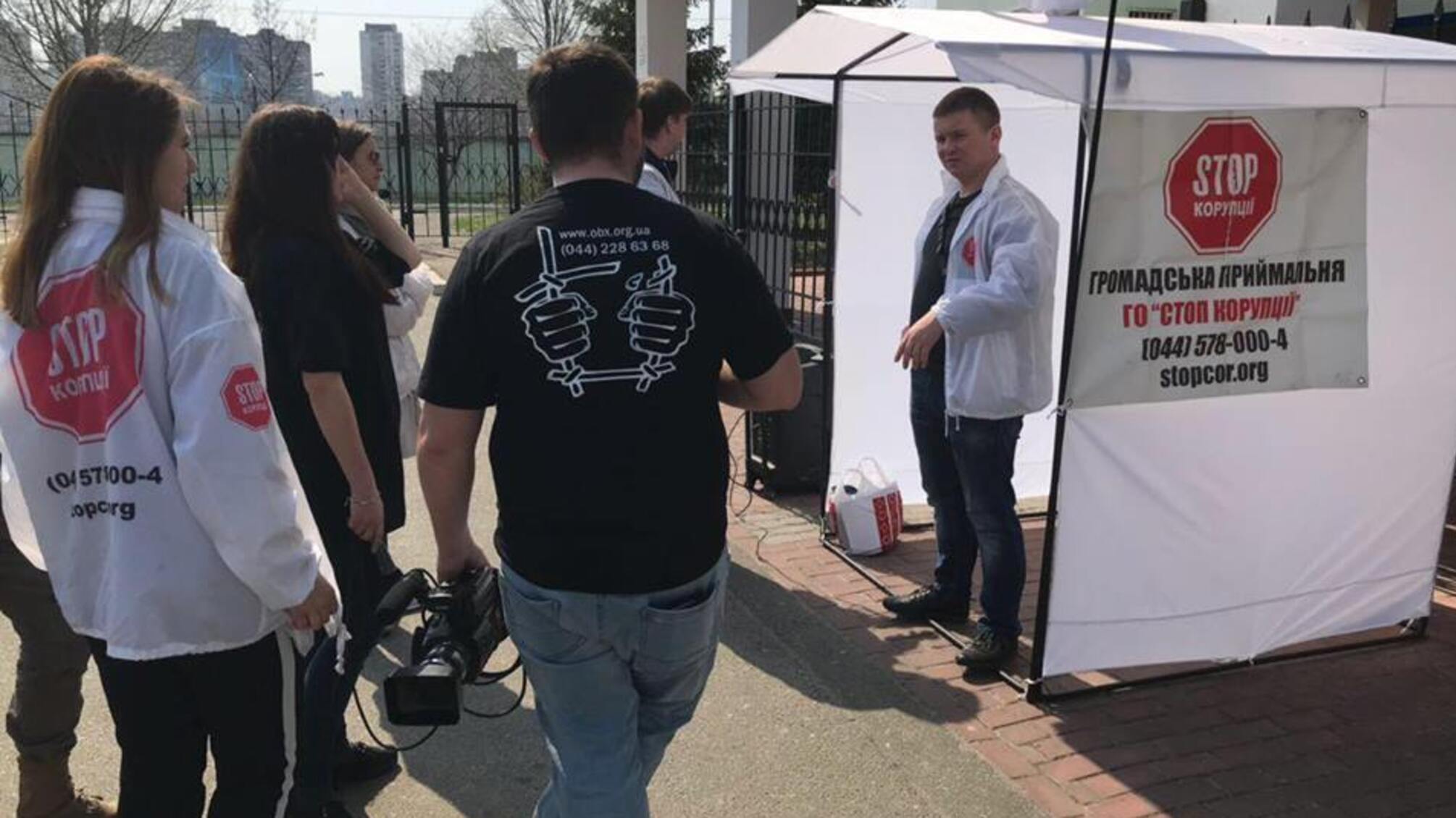'СтопКор' дізнався, хто хоче забрати торгові місця у підприємців з ринку на київських Позняках
