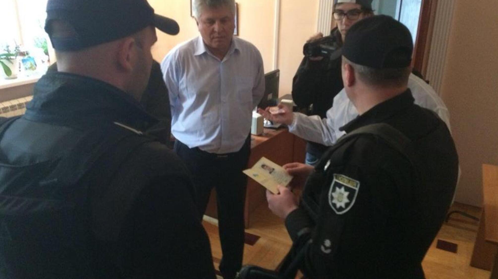 На журналістів 'СтопКору' напав начальник управління ритуальних послуг