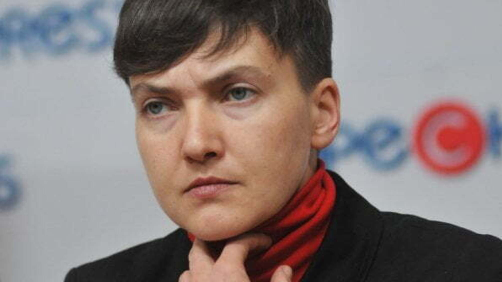 У квартиру Надії Савченко прийшли з обшуками: ЗМІ дізналися подробиці