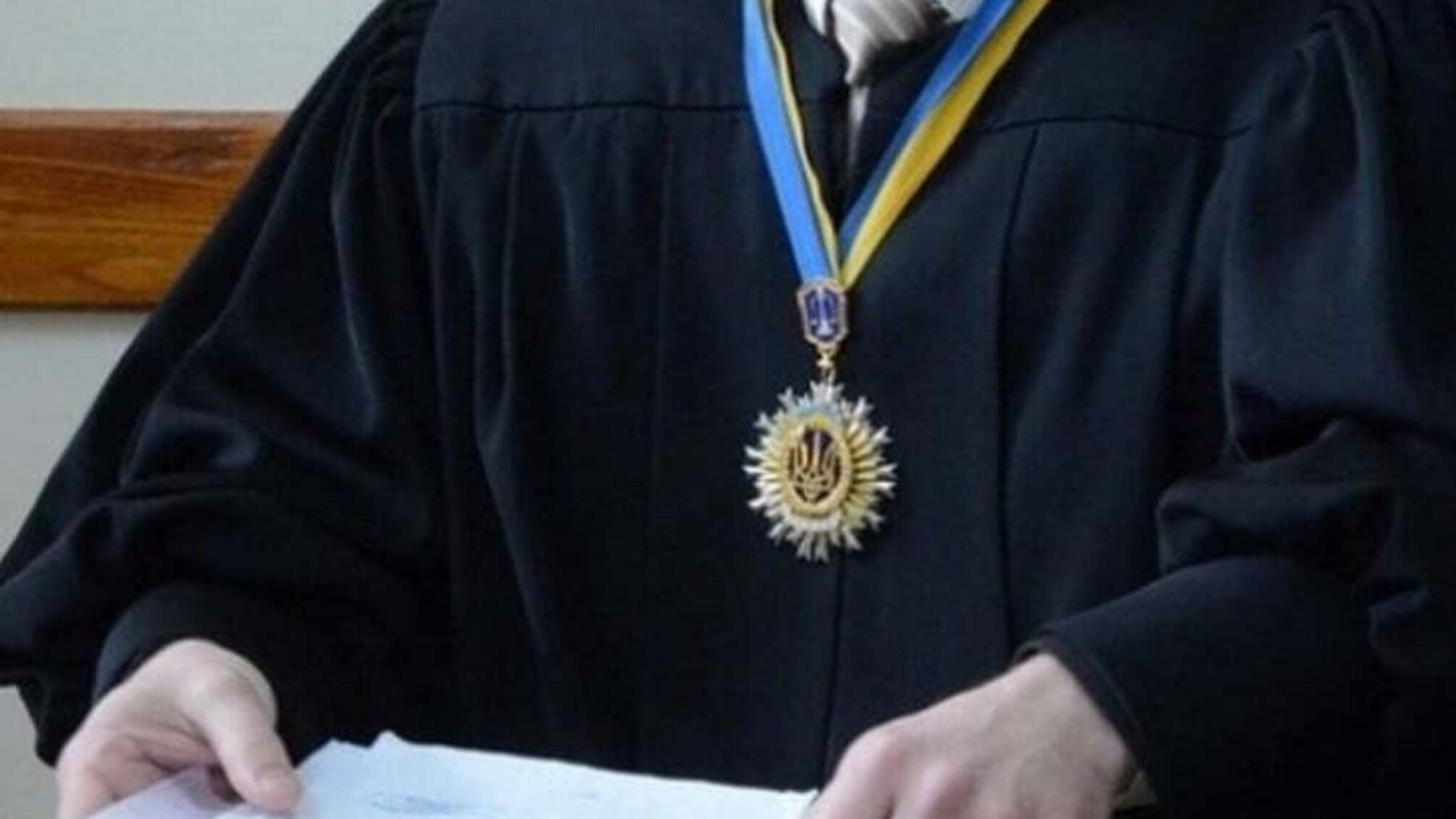 За даними 'СтопКору', суд у справі посадовців-хабарників Марганецької міськради затягують