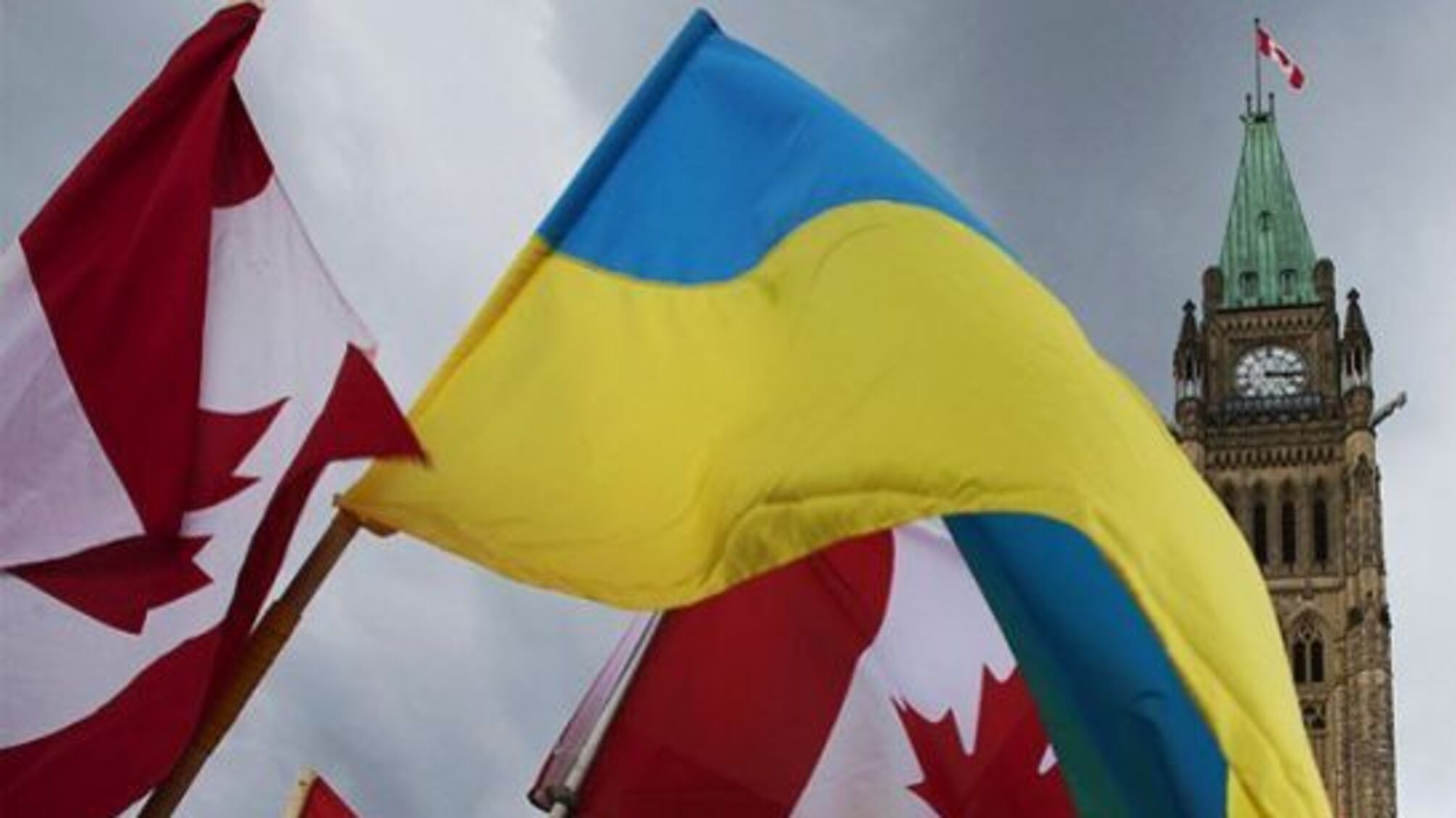 Канадська віза для українців подорожчає вдвічі