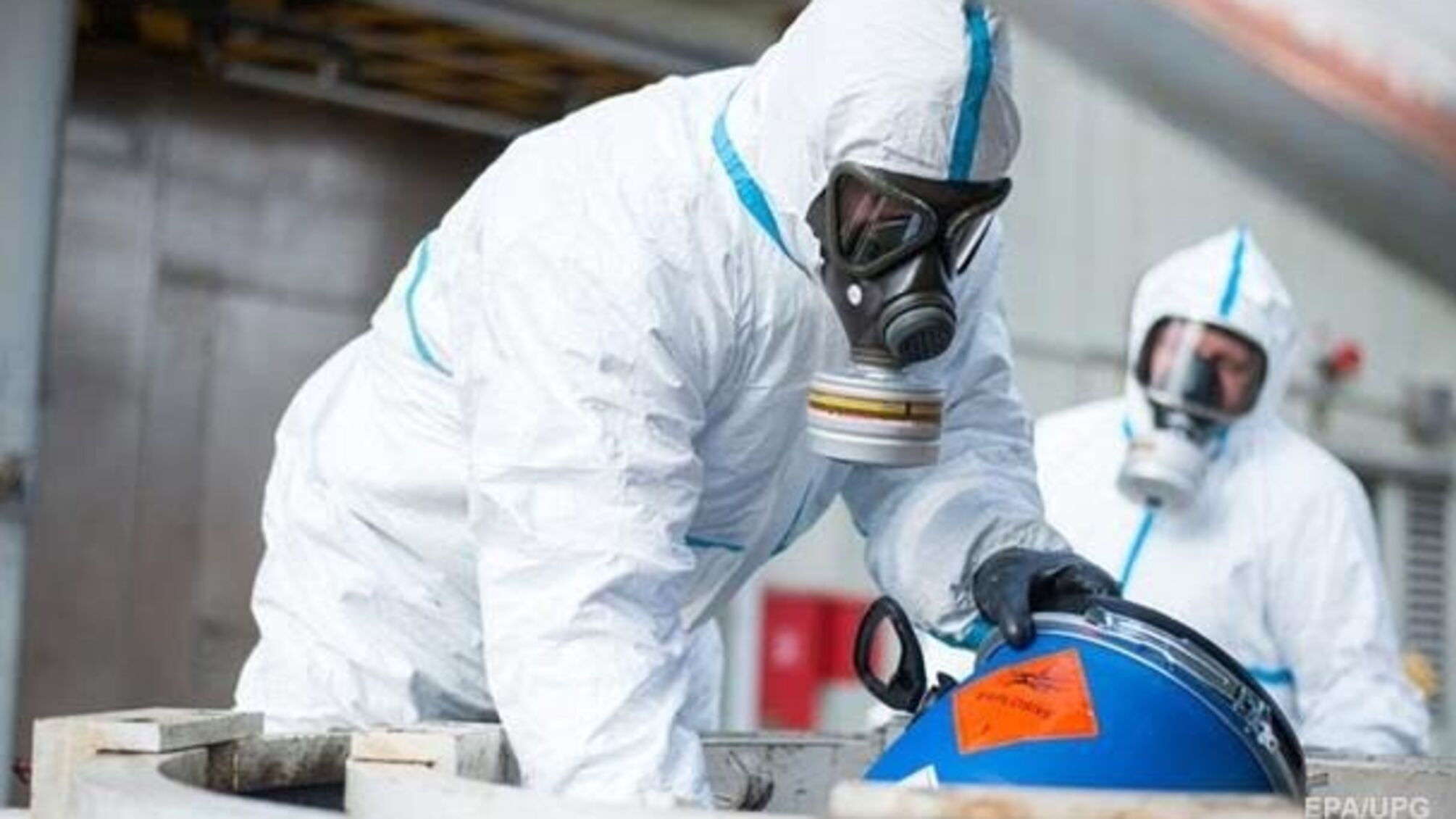 Тимчук розповів про 60 контейнерів з хімічною зброєю, які поховані під Кримським мостом