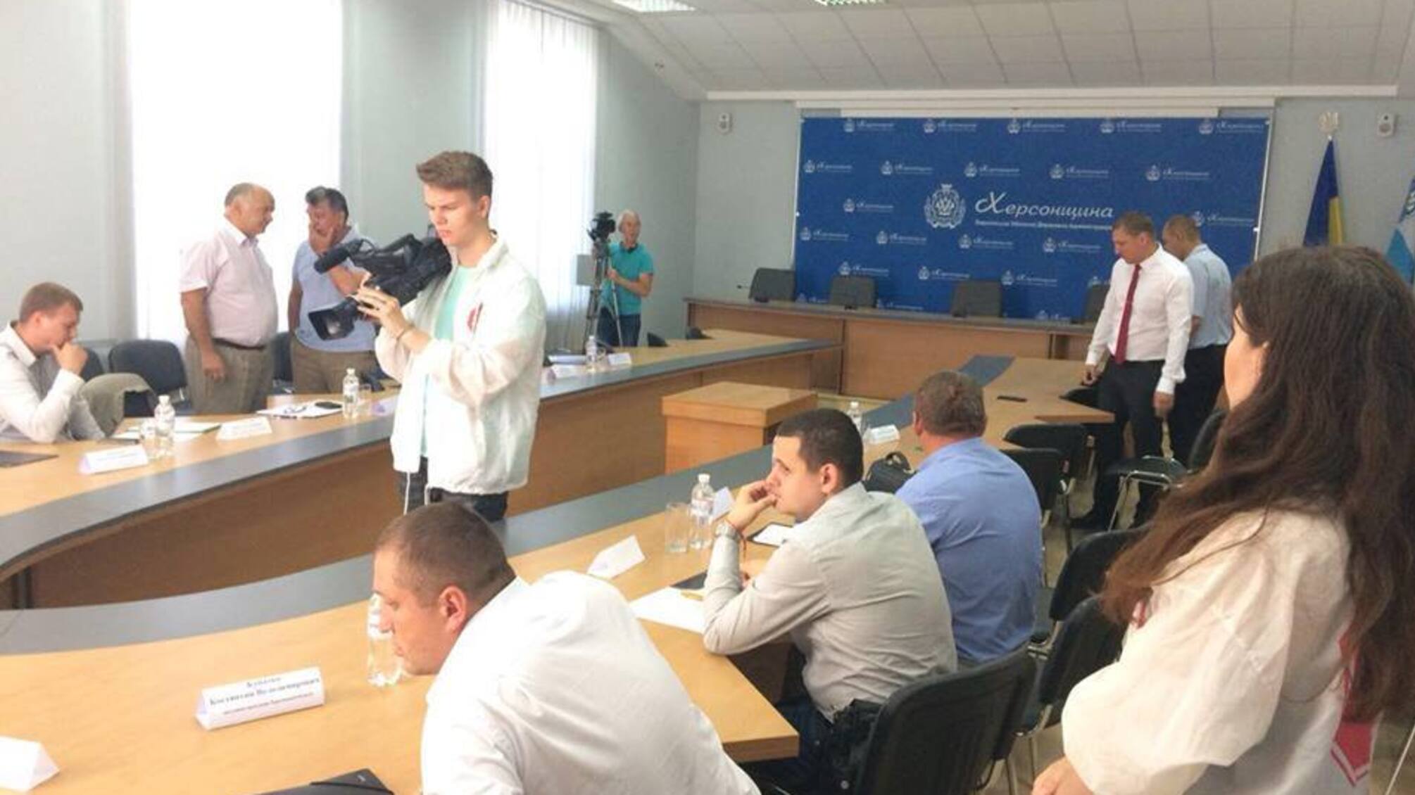Антирейдери при Херсонській ОДА обіцяють 'СтопКору' звіт у справі про захоплення підприємств у місті