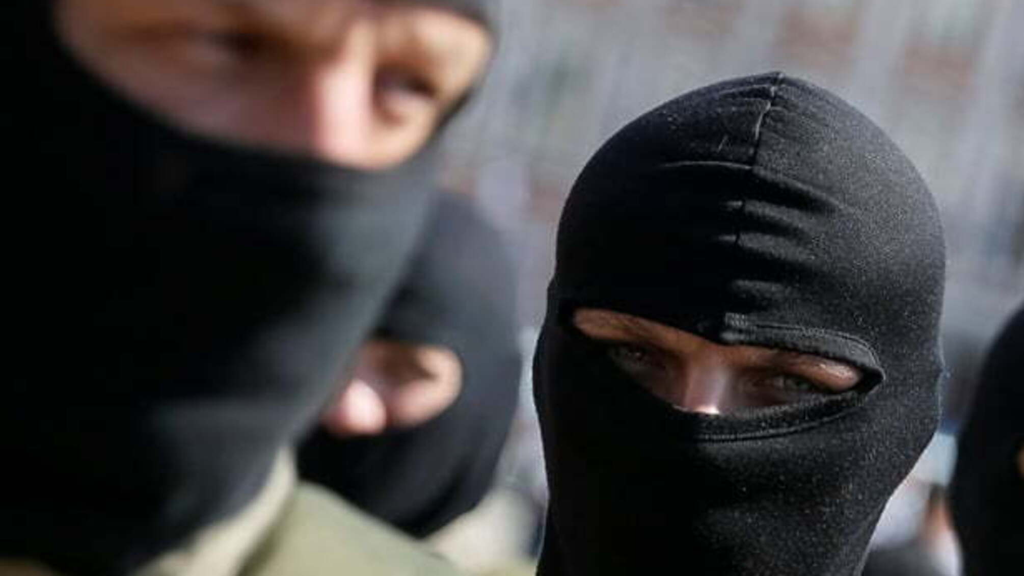 Чорні справи херсонських рейдерів: хто стоїть на чолі бандитського угрупування