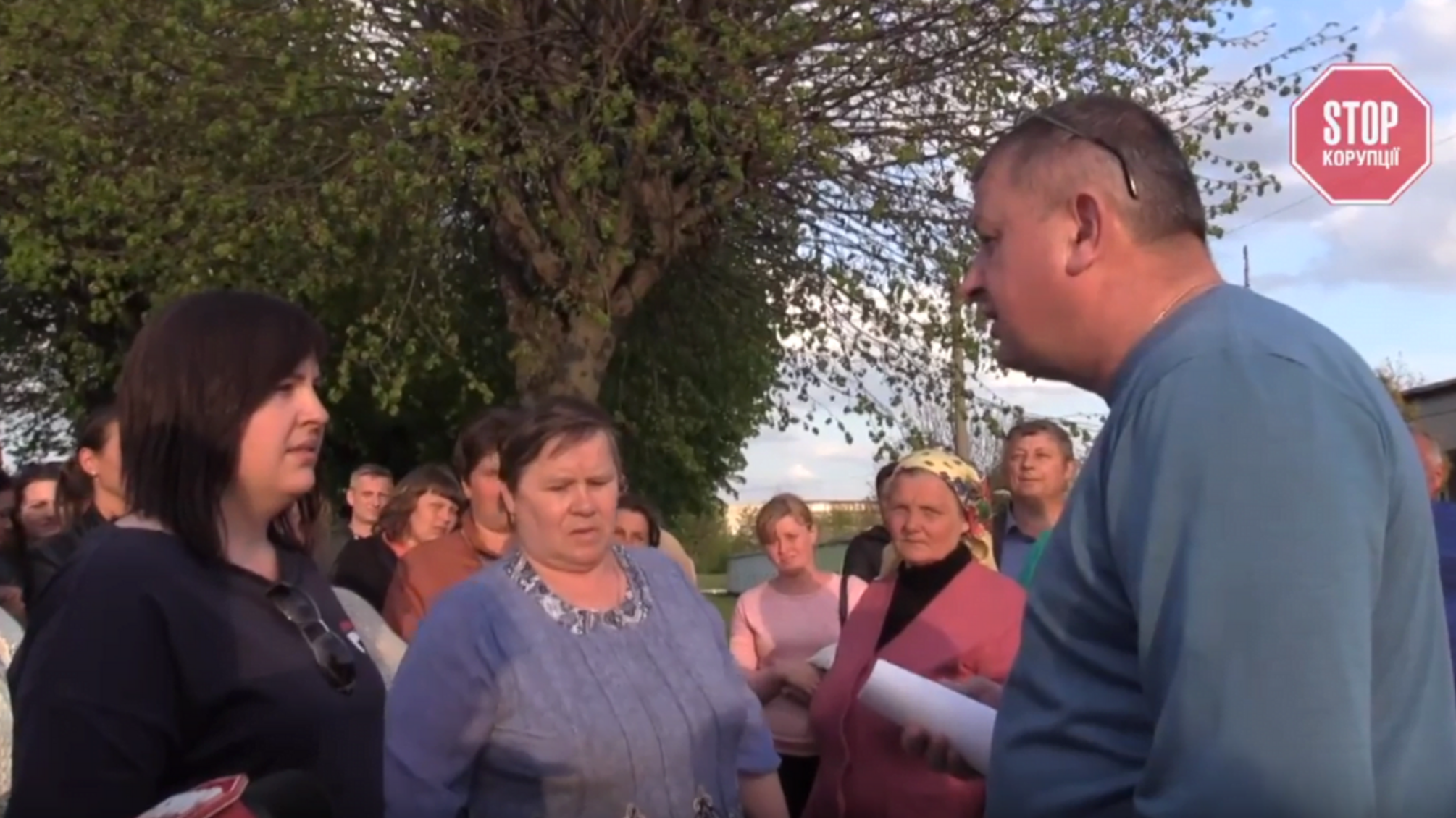 Мітинг у Старокостянтинові: акція протесту чи агрорейдерство?