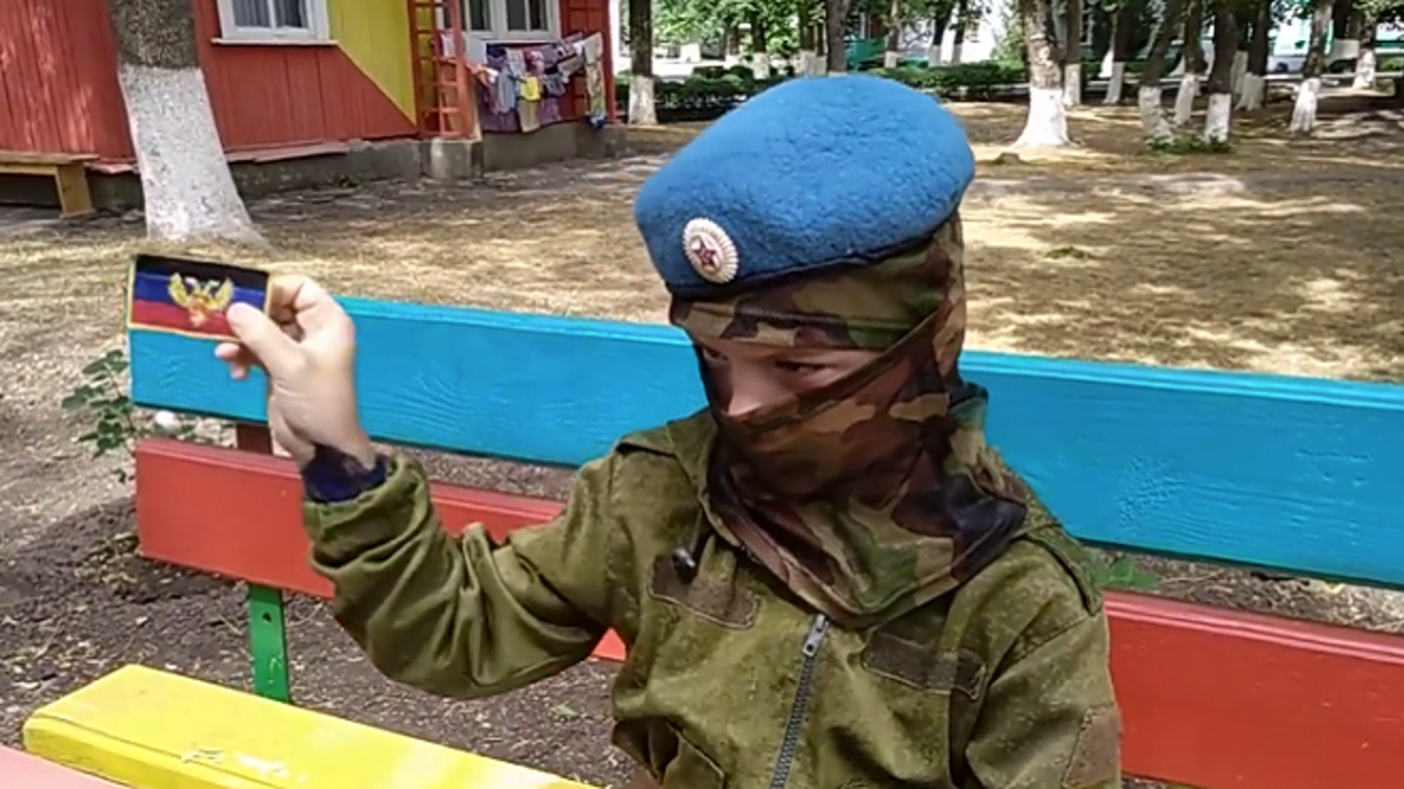 Російські бойовики на Донбасі вербують малолітніх – ЗМІ