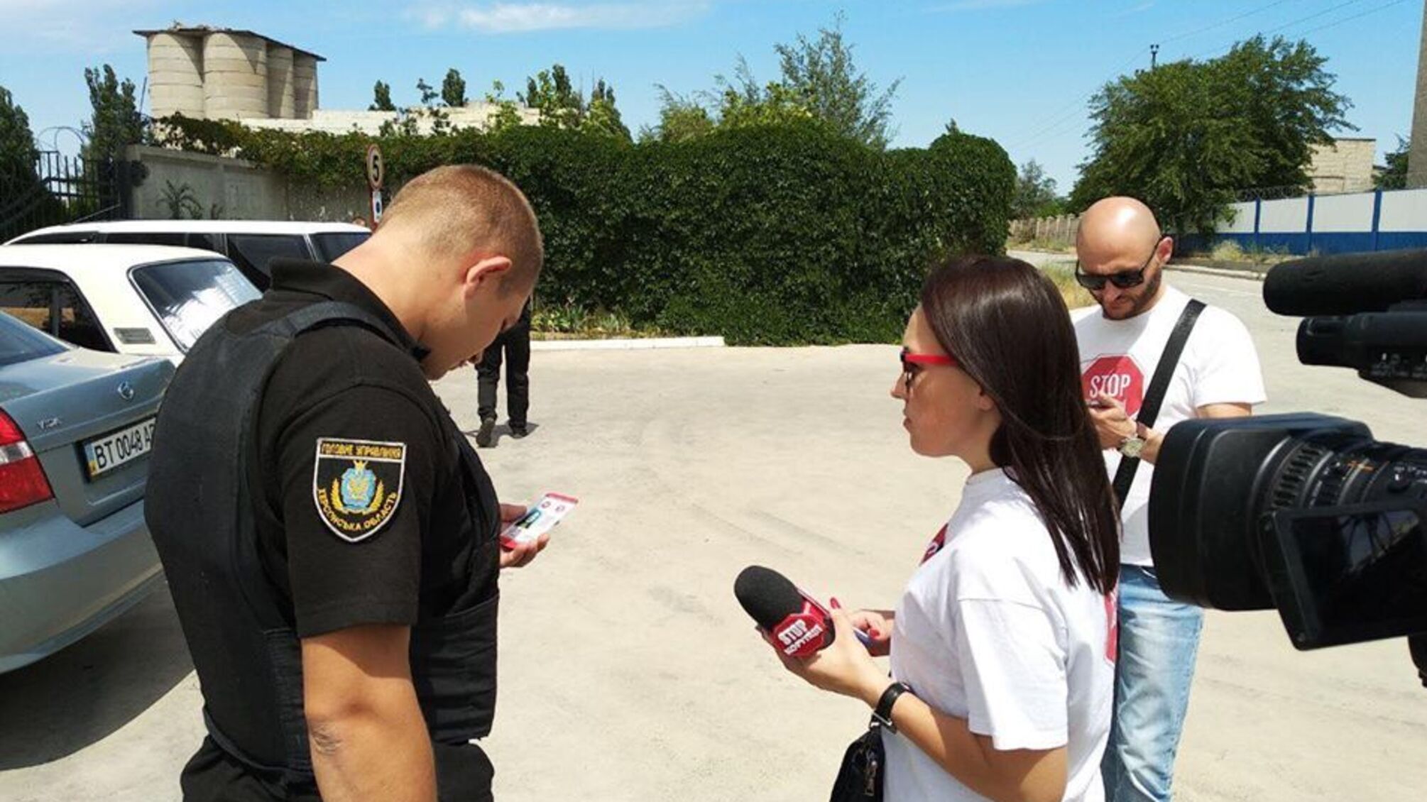 Захопники підприємства 'Каховка Протеїн Агро' нацькували на 'СтопКор' поліцію